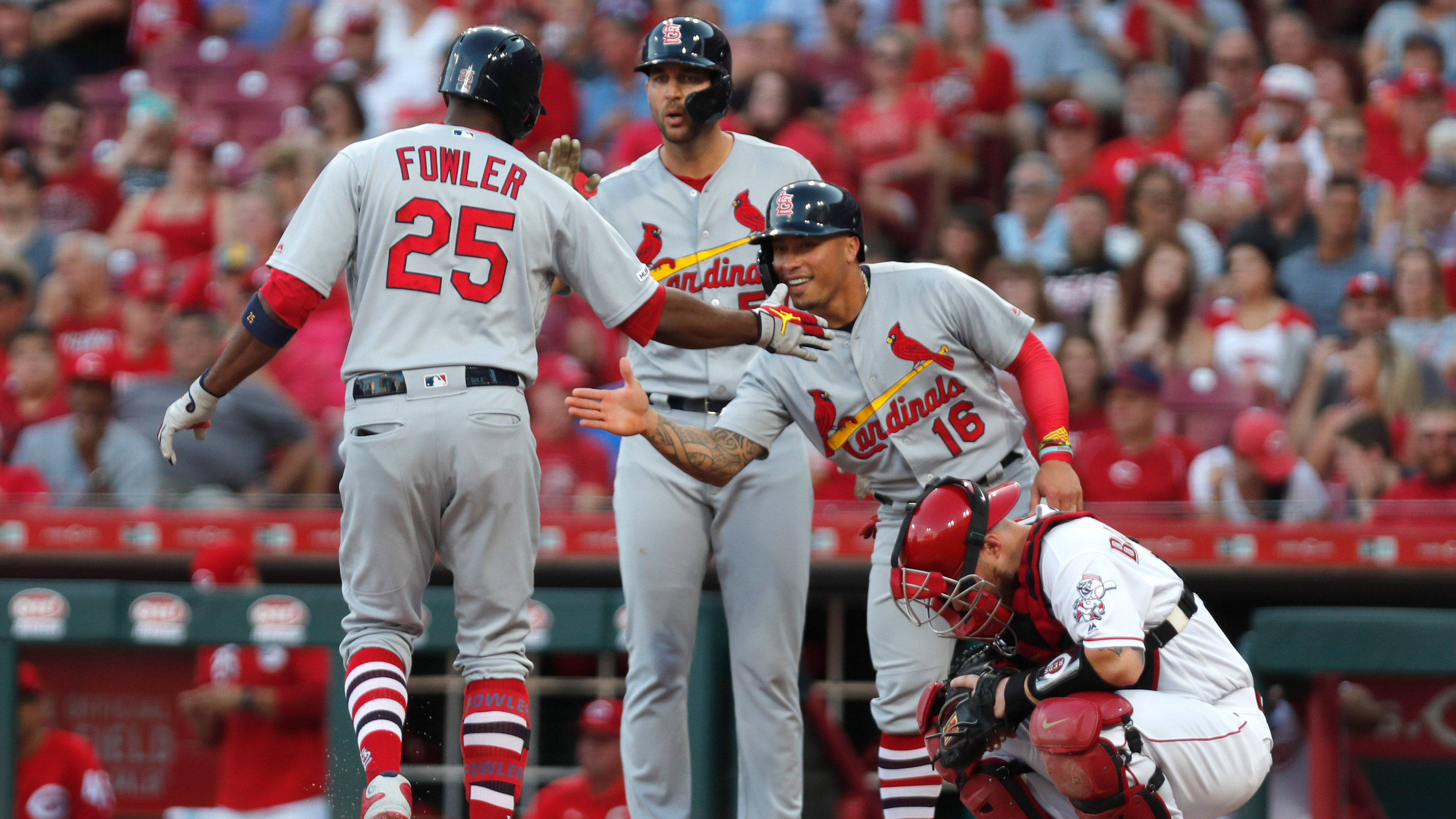 Cardinals' offense erupts for season-high 18 hits in 13-4 victory over Reds