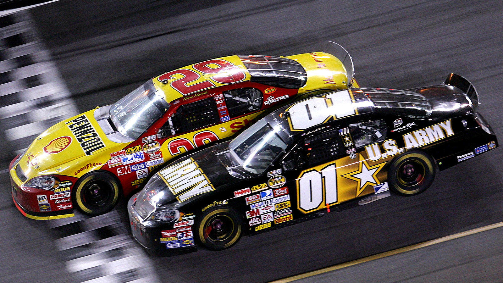 Mark Martin, who can relate, consoles Martin Truex Jr. after Daytona 500