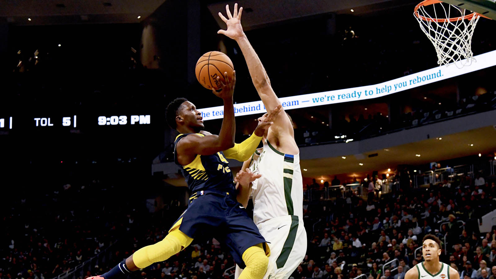 Pacers suffer first loss of 2018-19 season, 118-101 to Bucks