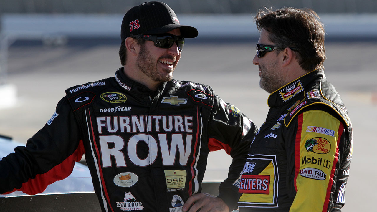 Martin Truex Jr., Tony Stewart have post-race dust up in Fontana