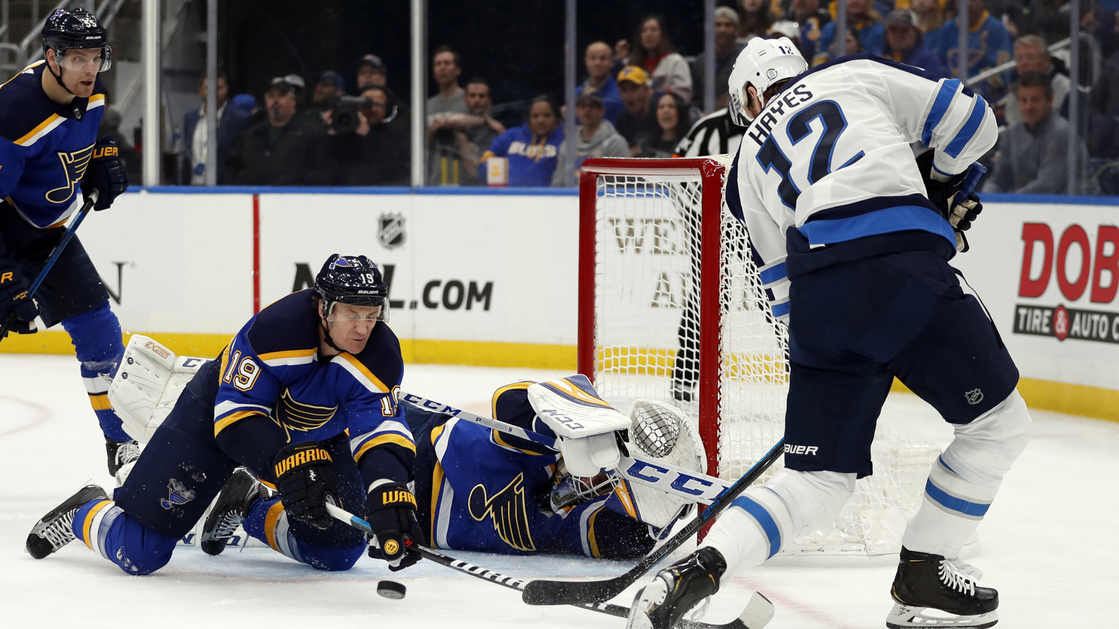 Blues' series lead narrows to 2-1 with 6-3 loss to Jets
