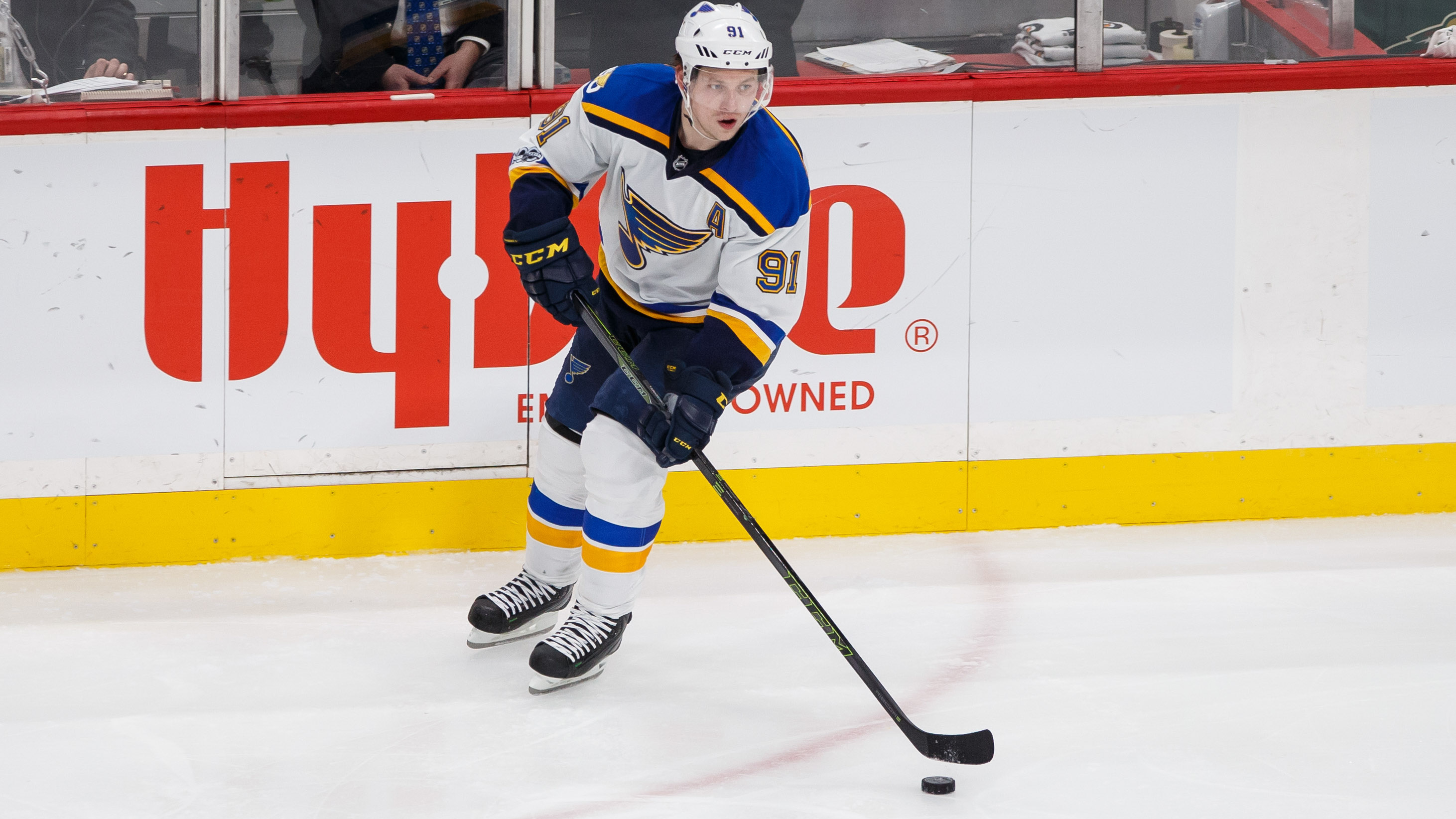 Blues open season against three-peat-seeking Penguins