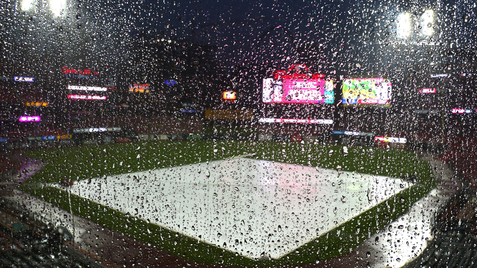 Wednesday's Reds-Cards game postponed, will be made up on Aug. 31