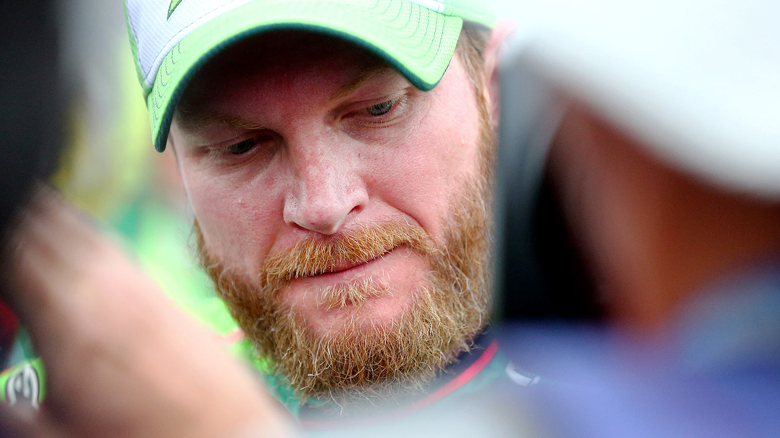 NASCAR community lauds 'class act' Dale Jr. after Dega disappointment