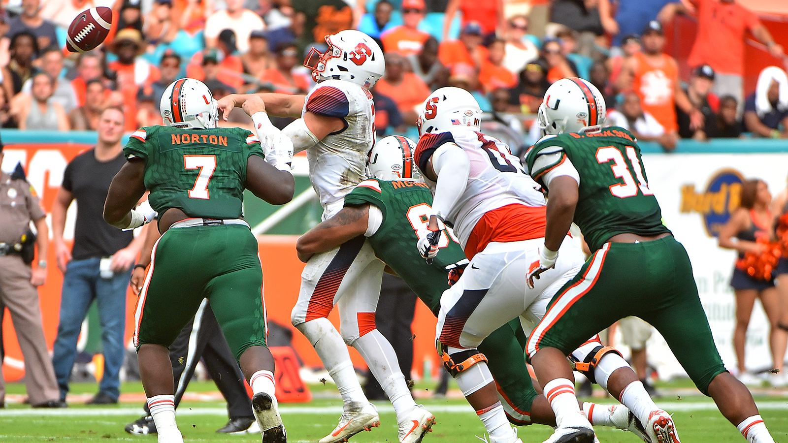 Miami withstands test from Syracuse, scores late to extend winning streak