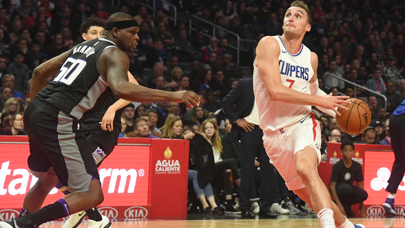 Clippers rout Kings 122-95