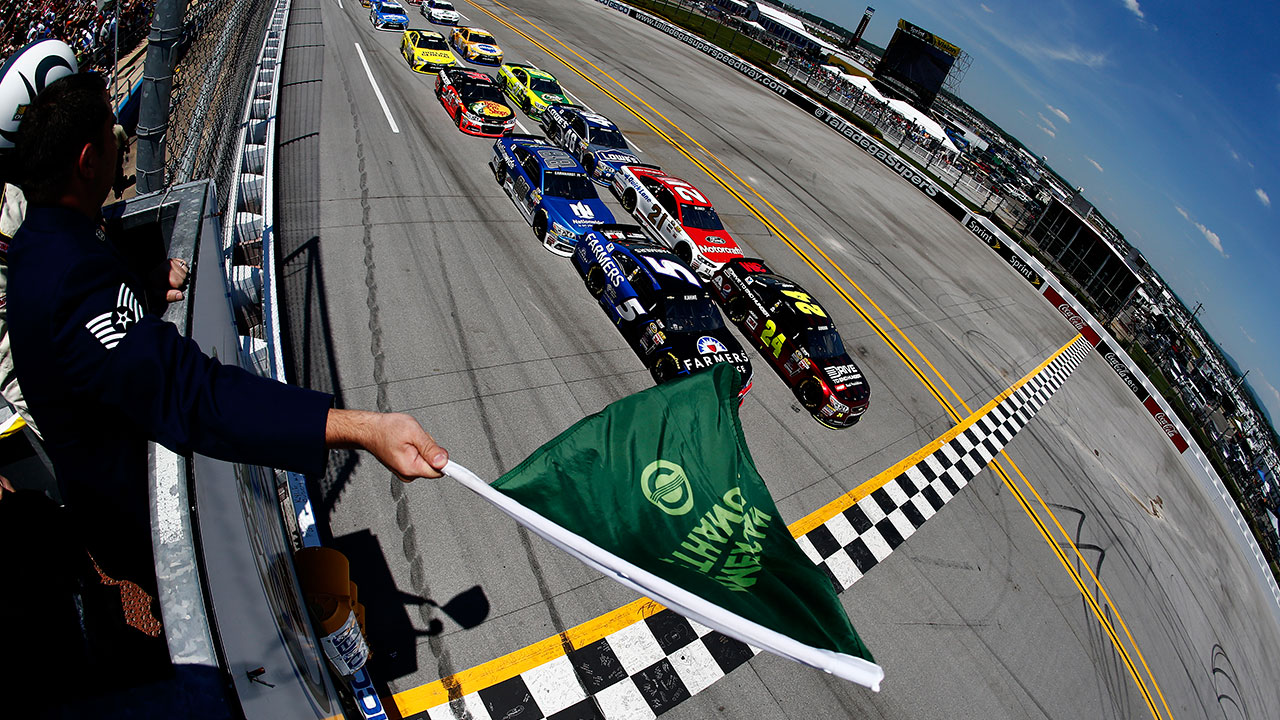 Changes likely coming to restrictor-plate green-white-checkered procedure