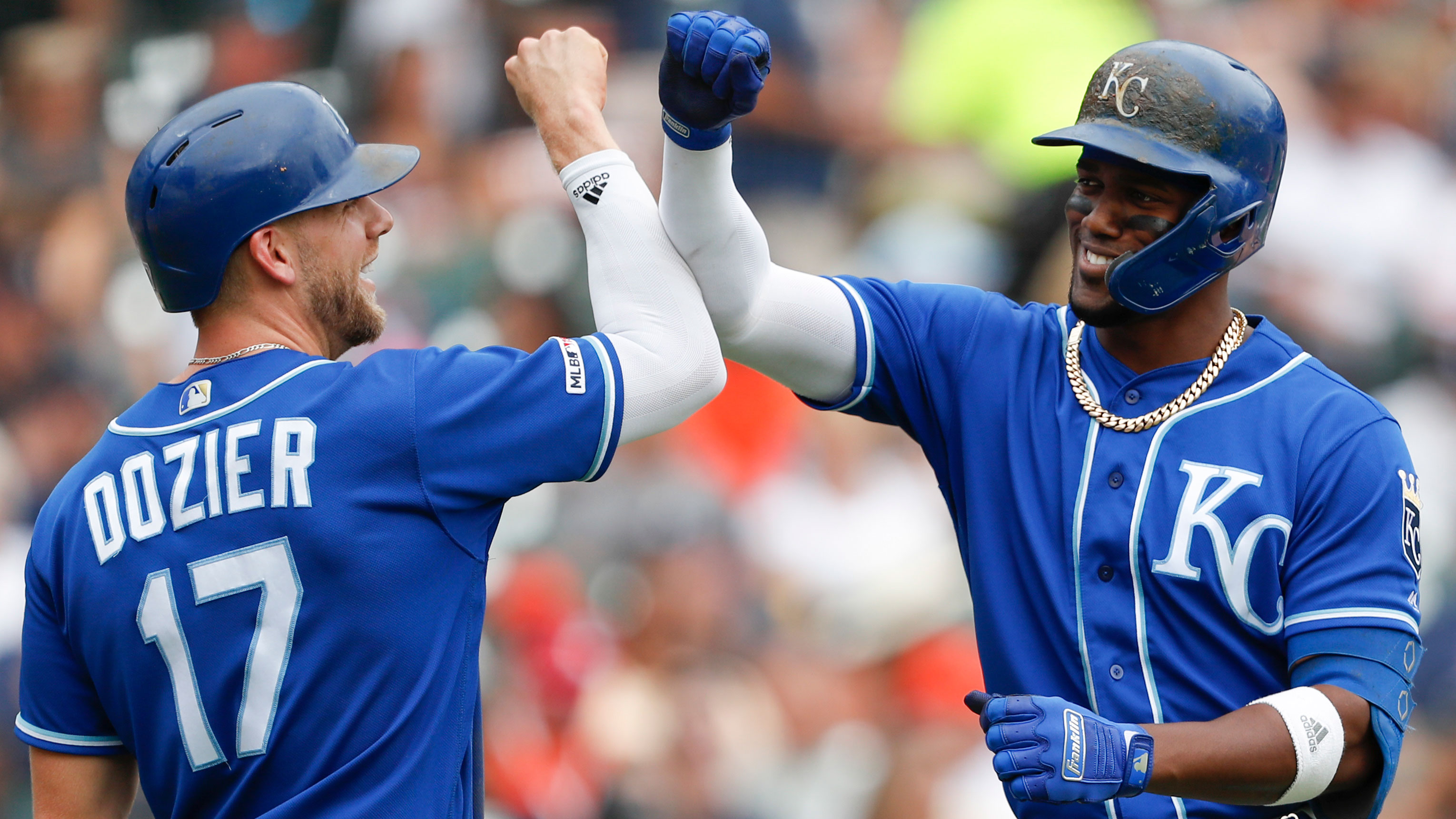 Royals hit five homers, slugging way to 10-3 victory over Tigers