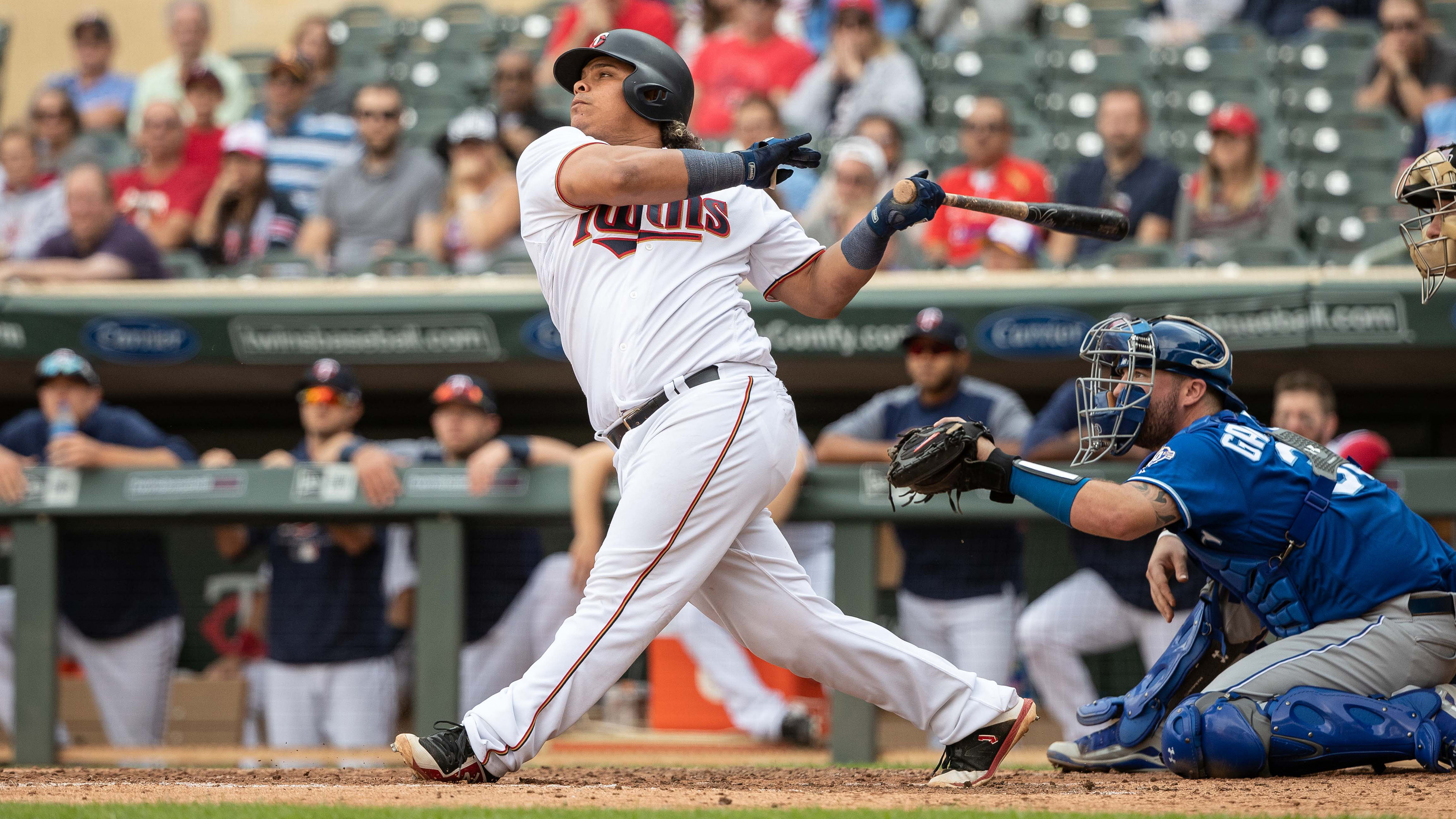 Twins take series on walk-off home run as Royals bats go silent