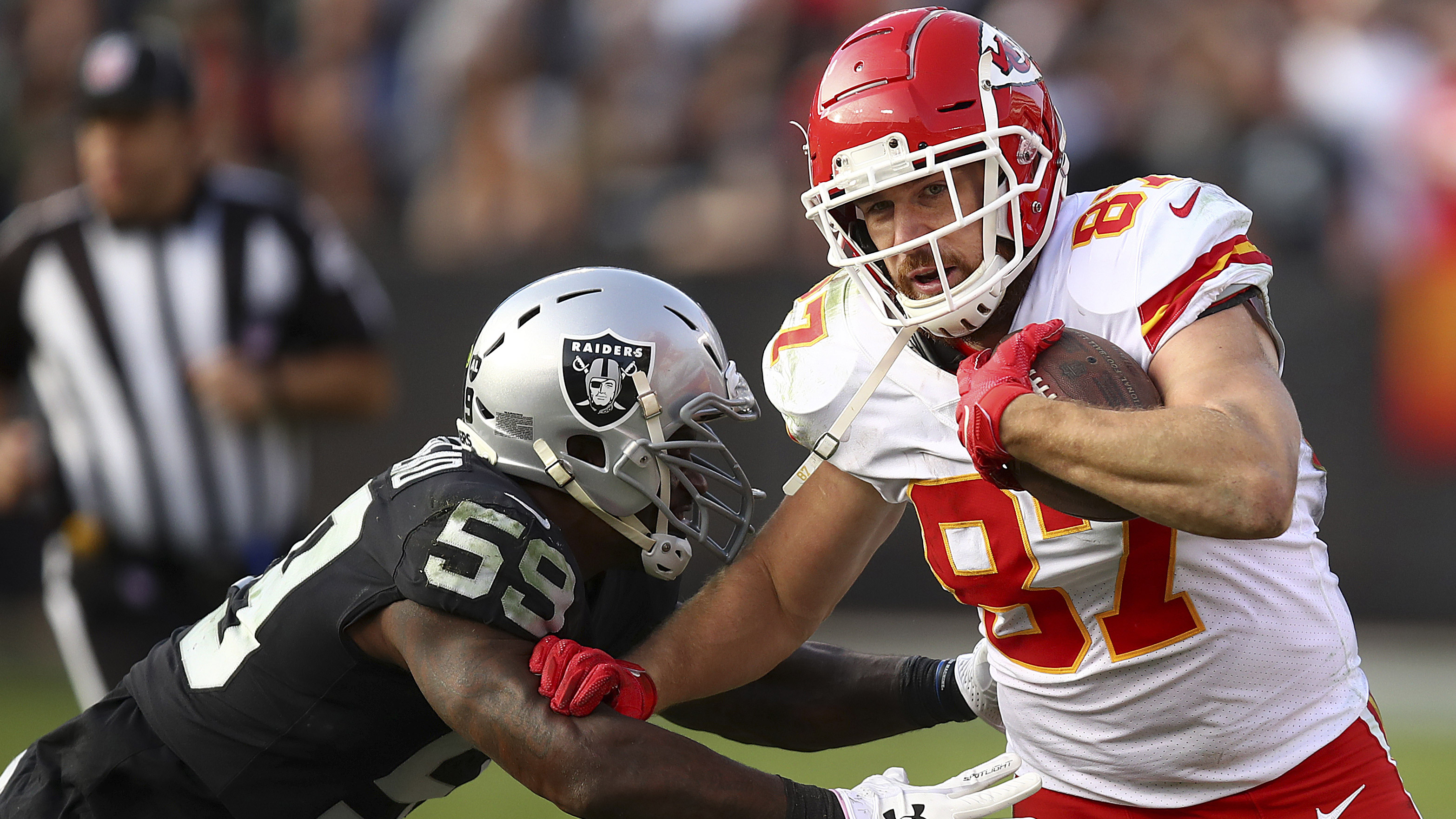 Chiefs hold on after unexpected push by Raiders in 40-33 win