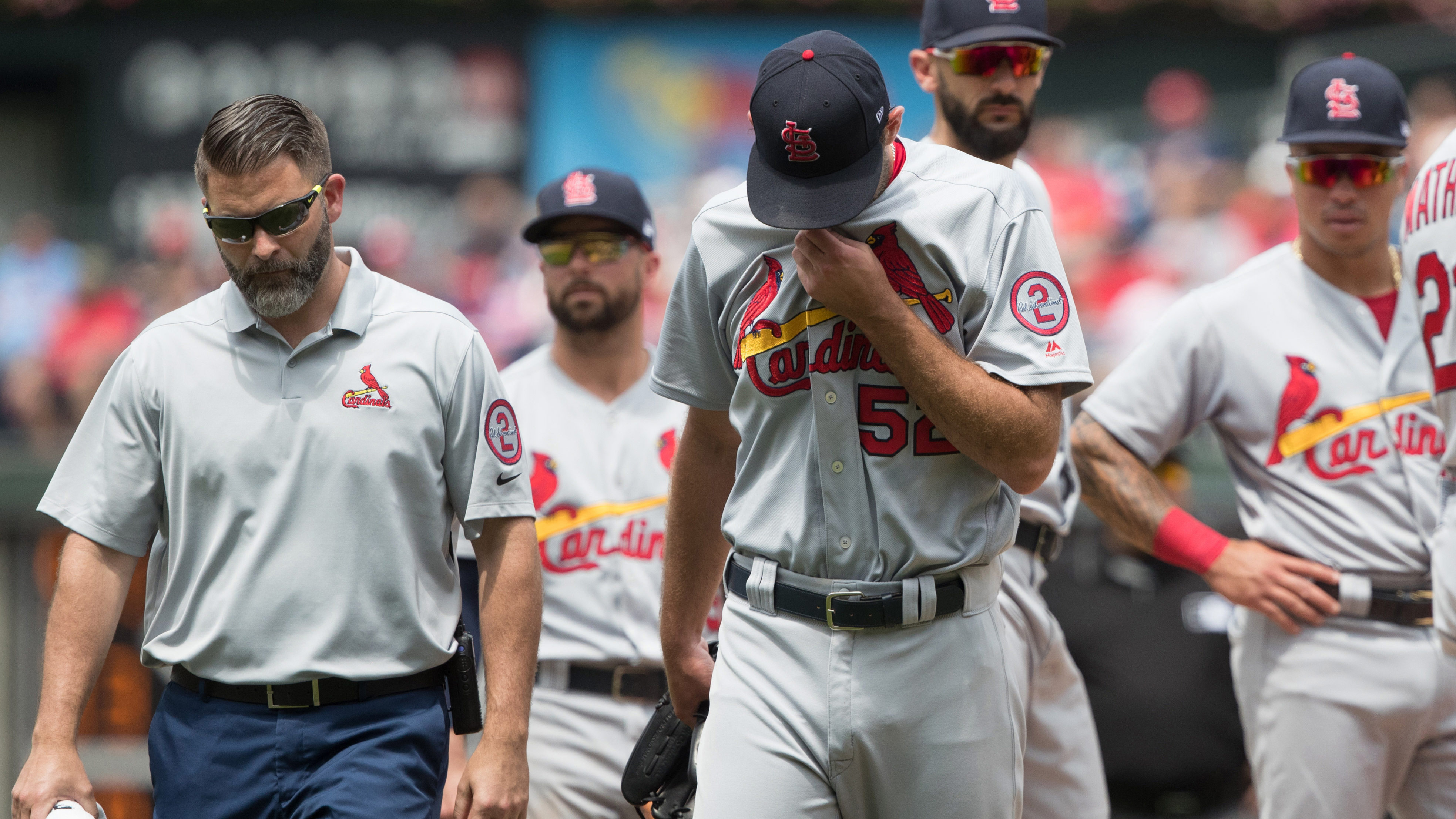 Cardinals lose series to Phils, Wacha to oblique injury