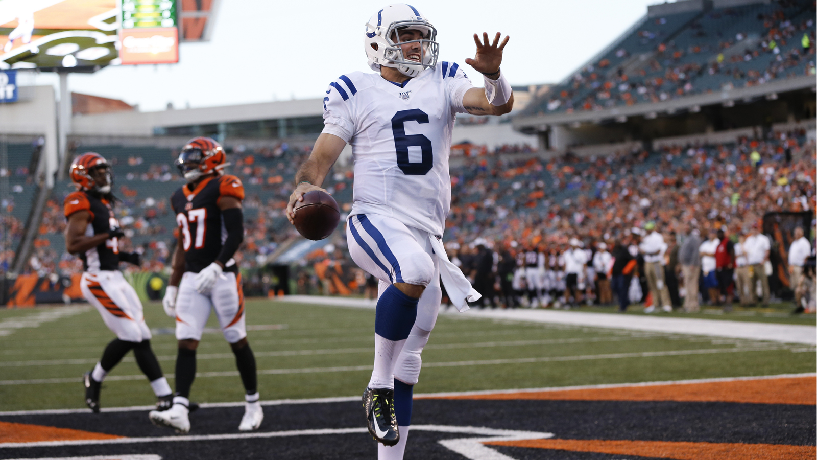 Colts avoid winless preseason with 13-6 win over Bengals