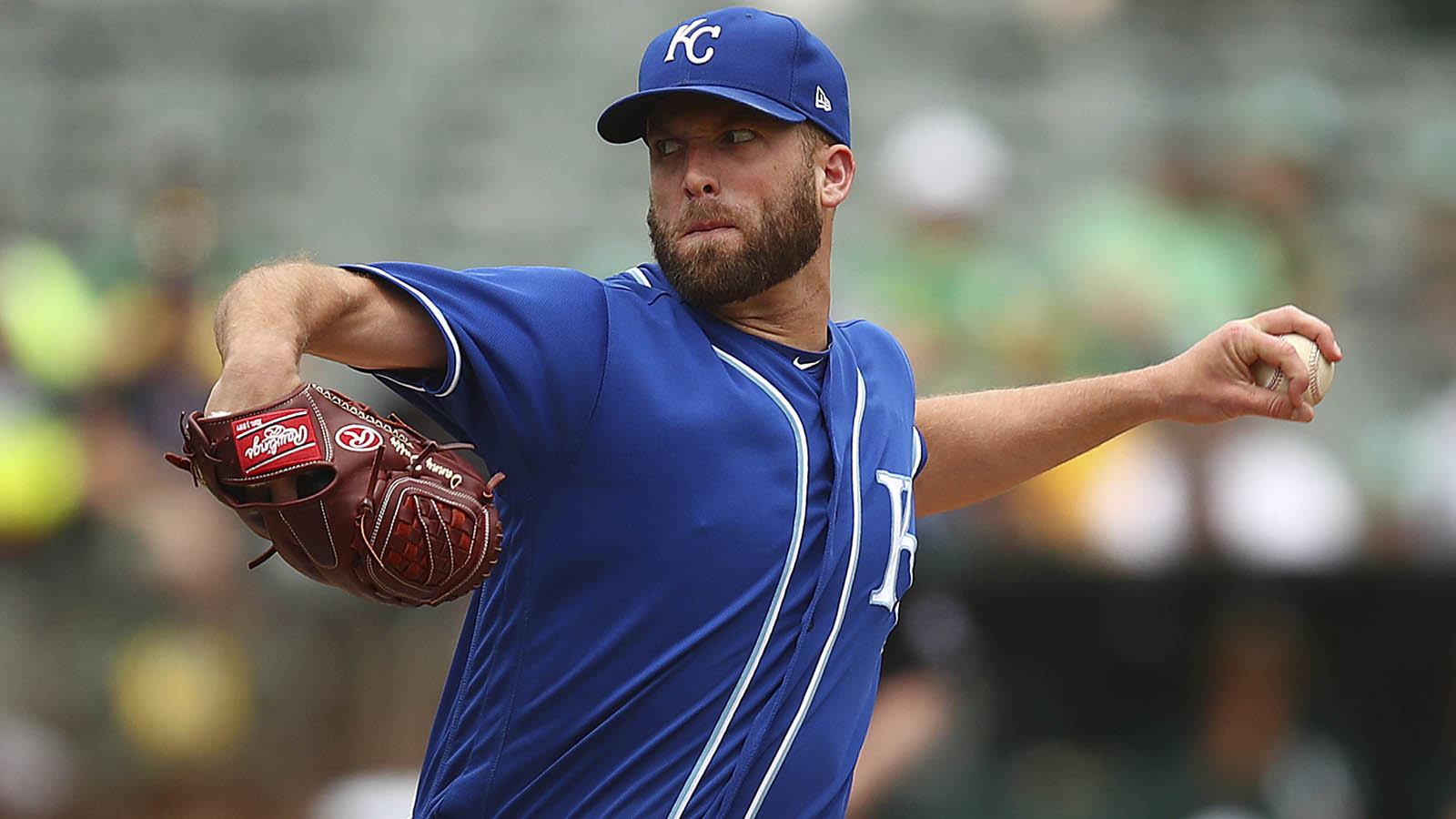 Duffy dominates in Royals' 2-0 win over Athletics