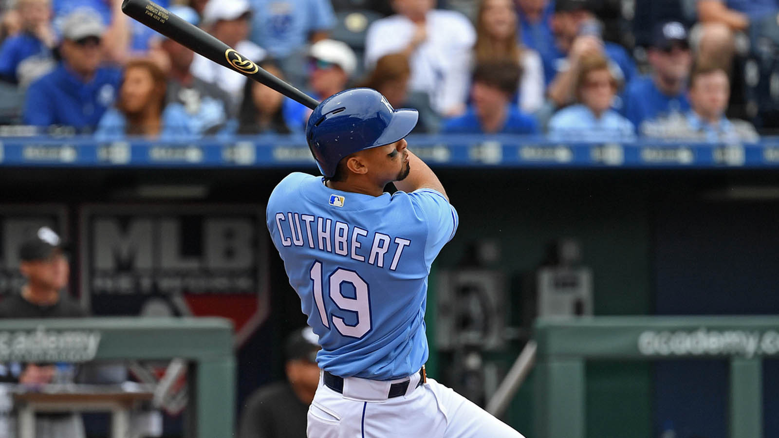 Royals select Cuthbert from Omaha, DFA Owings