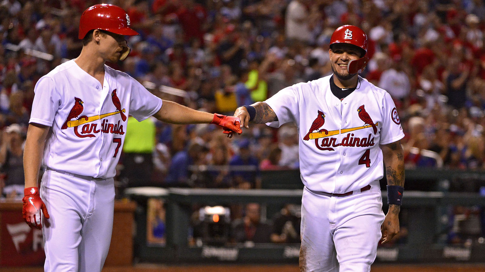 Cardinals win 5-2 in opener of key series with Cubs