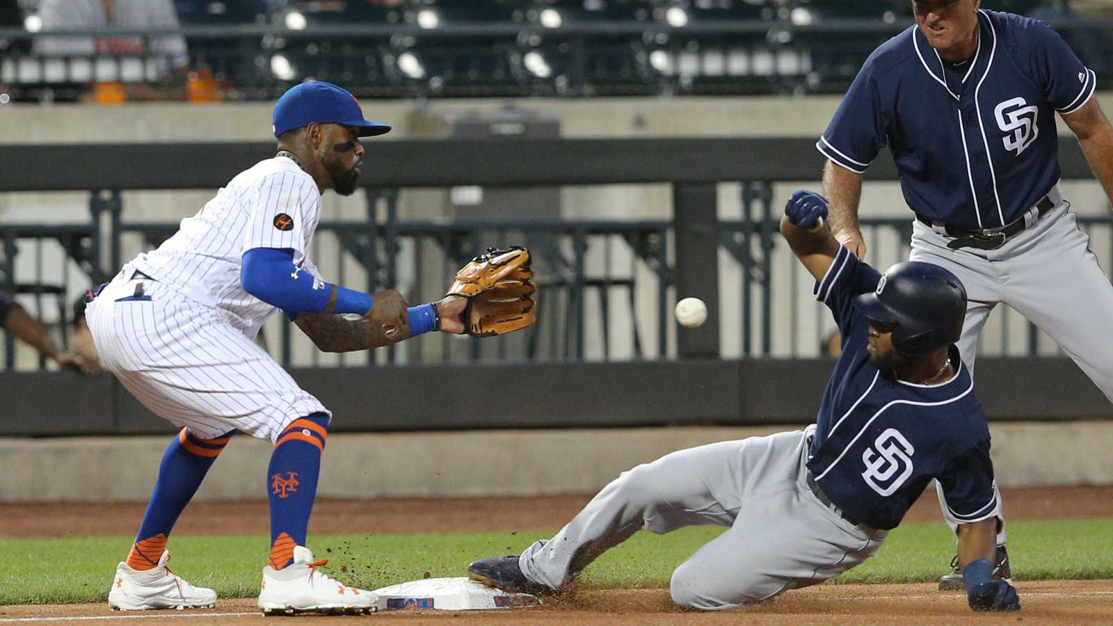 Padres seek second straight win in series with Mets