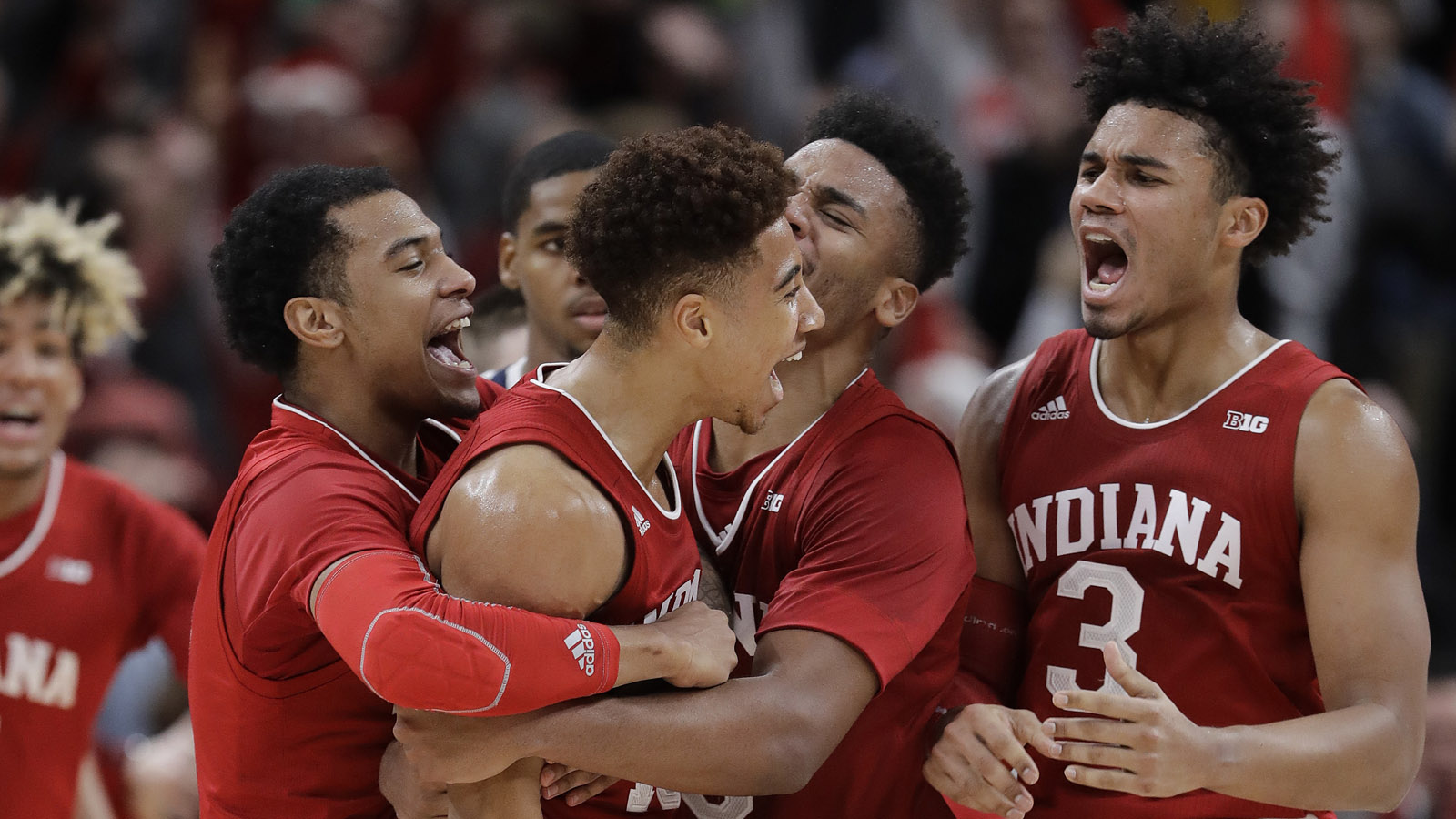 Indiana beats Butler at the buzzer in Crossroads Classic