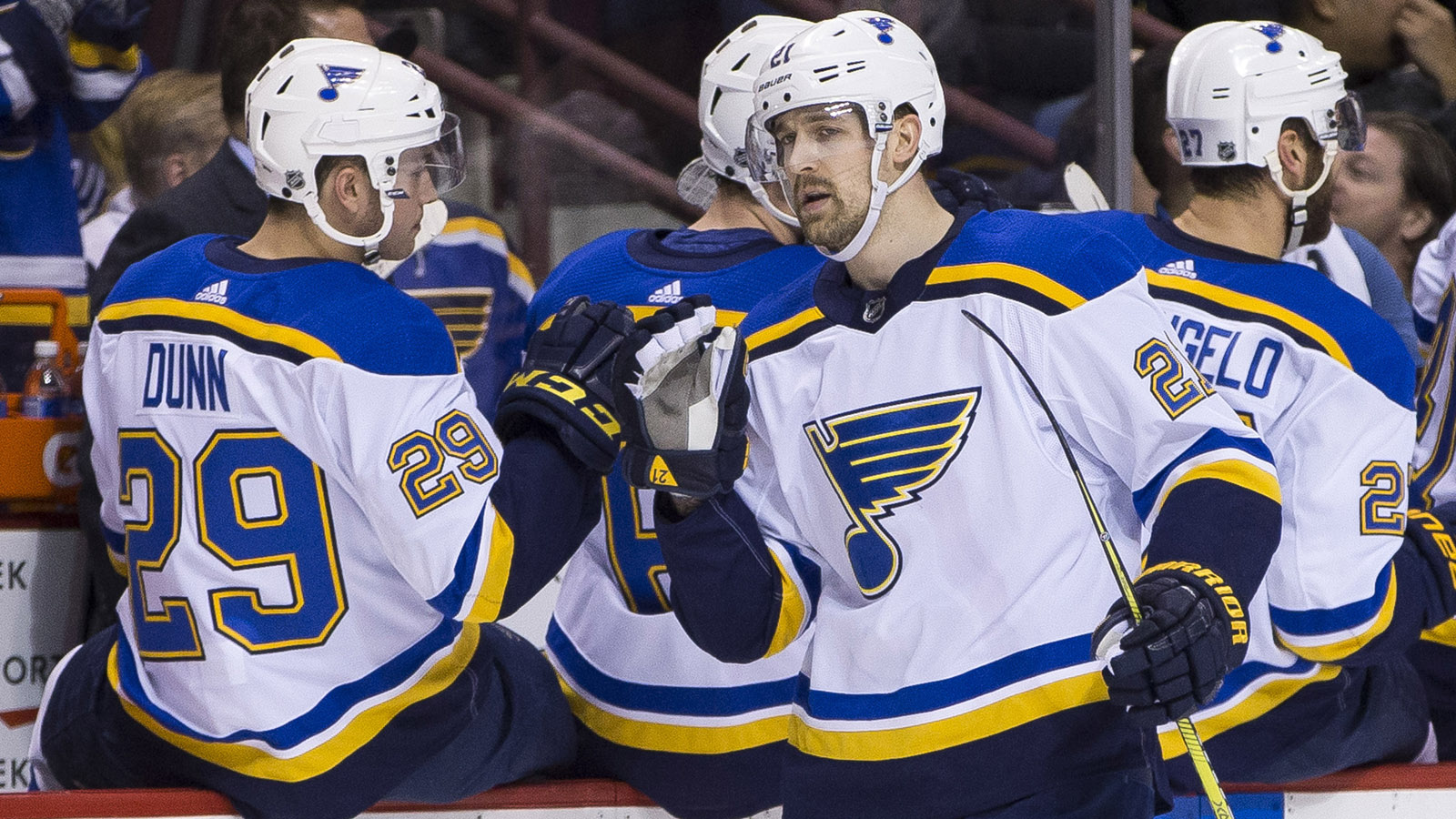 Blues snap three-game losing streak with 3-1 win over Canucks