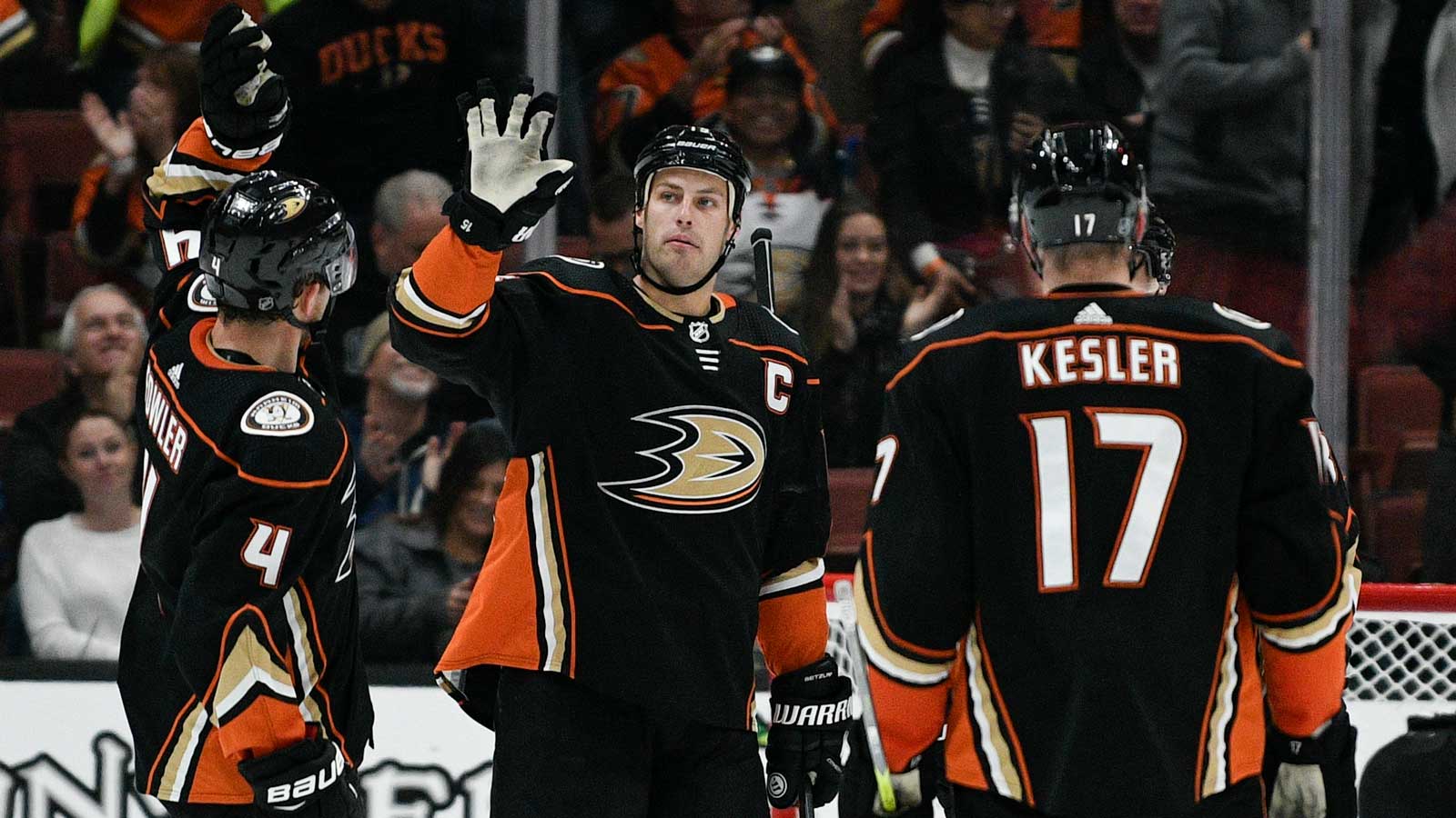 Ducks conclude homestand with visit from Jets