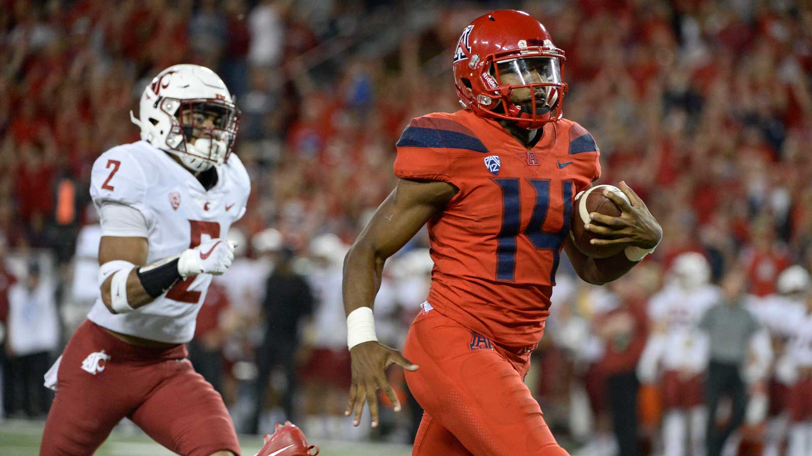 Arizona gets 433 yards from Tate, knocks off Washington State