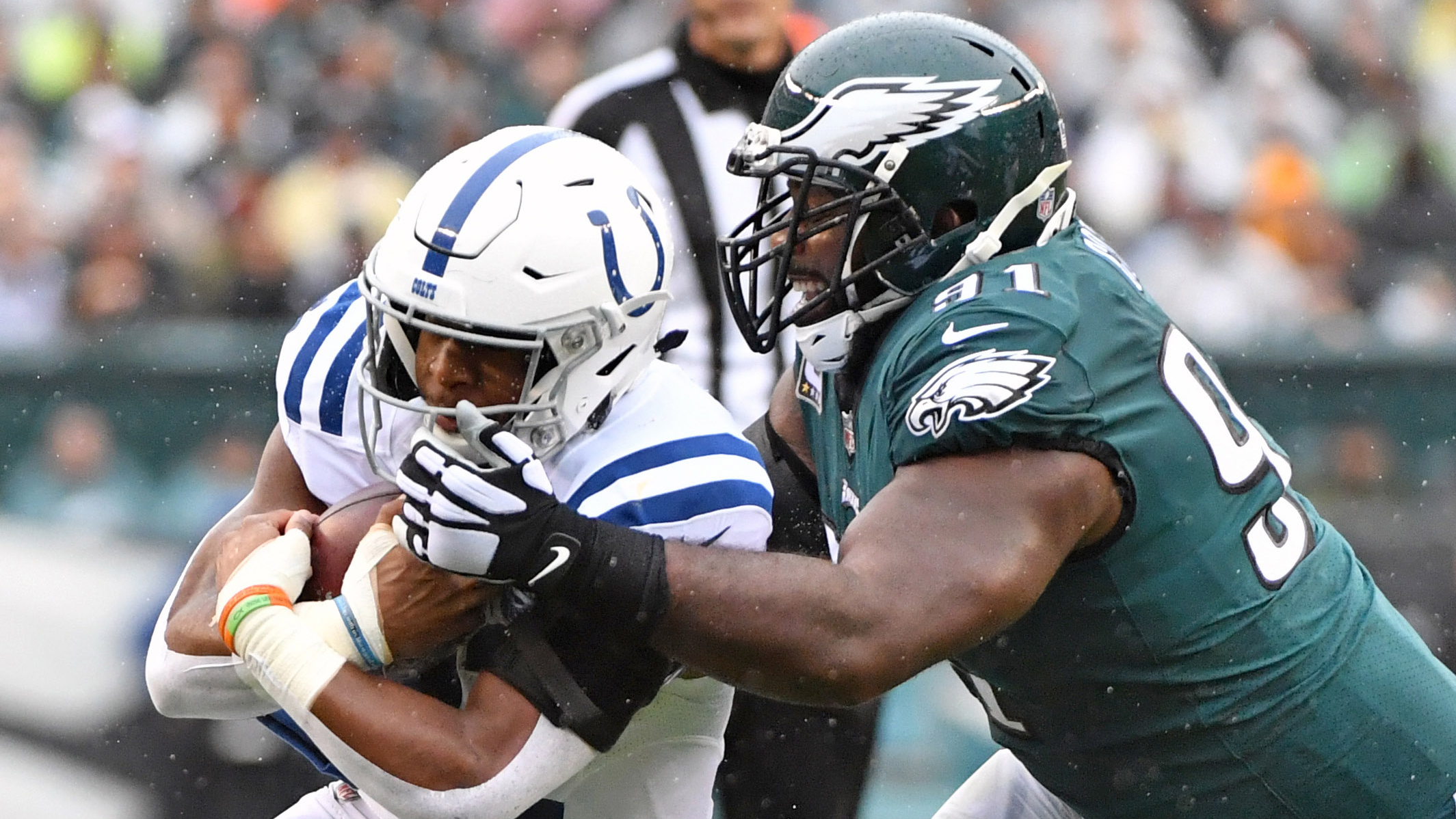 Colts squander fourth-quarter lead to defending Super Bowl champions