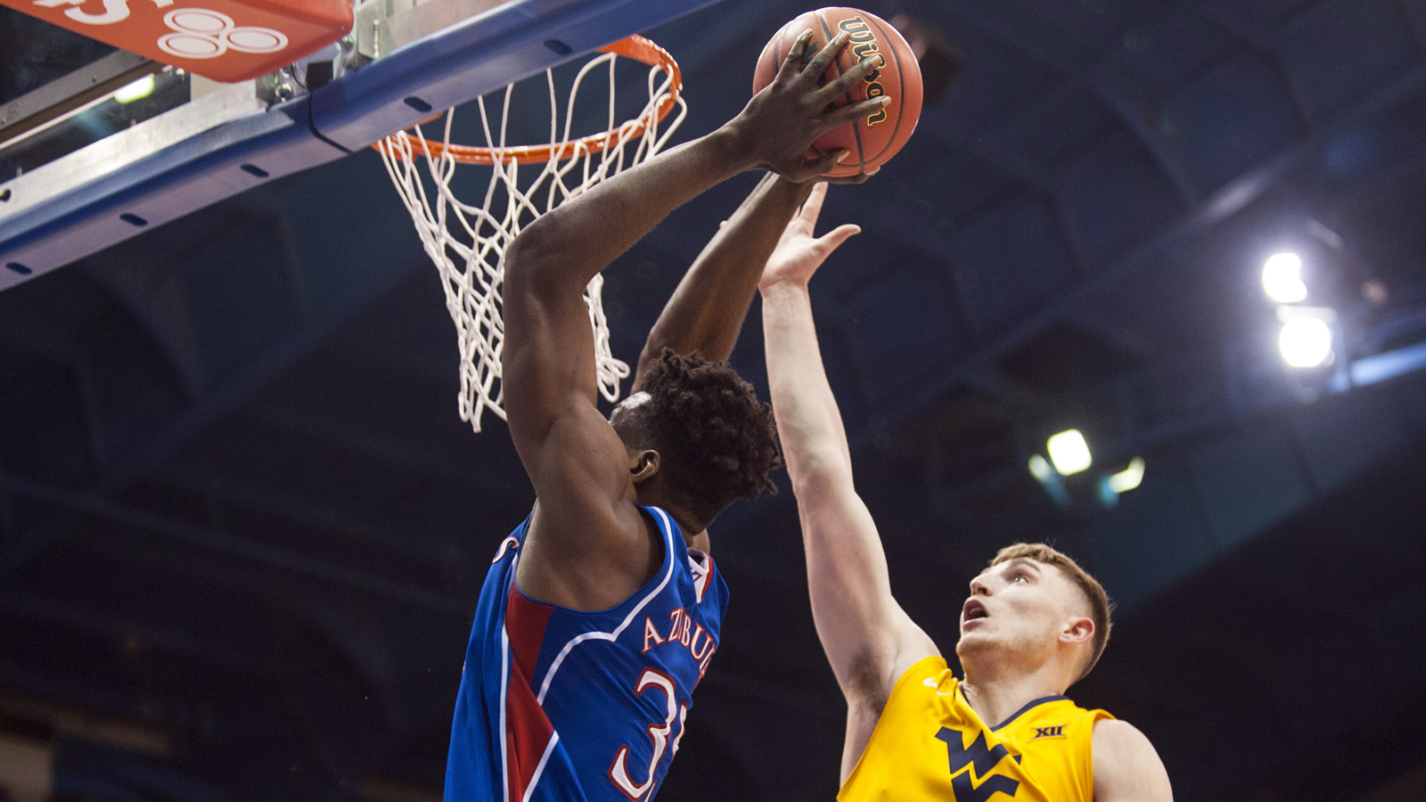 Jayhawks earn much-needed home victory, 77-69 over Mountaineers