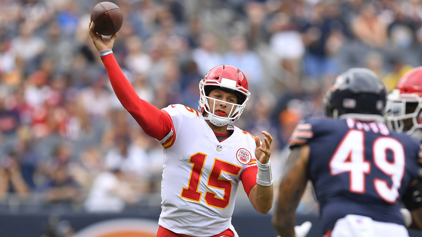 Starting offense shows inconsistency as Chiefs fall 27-20 to Bears