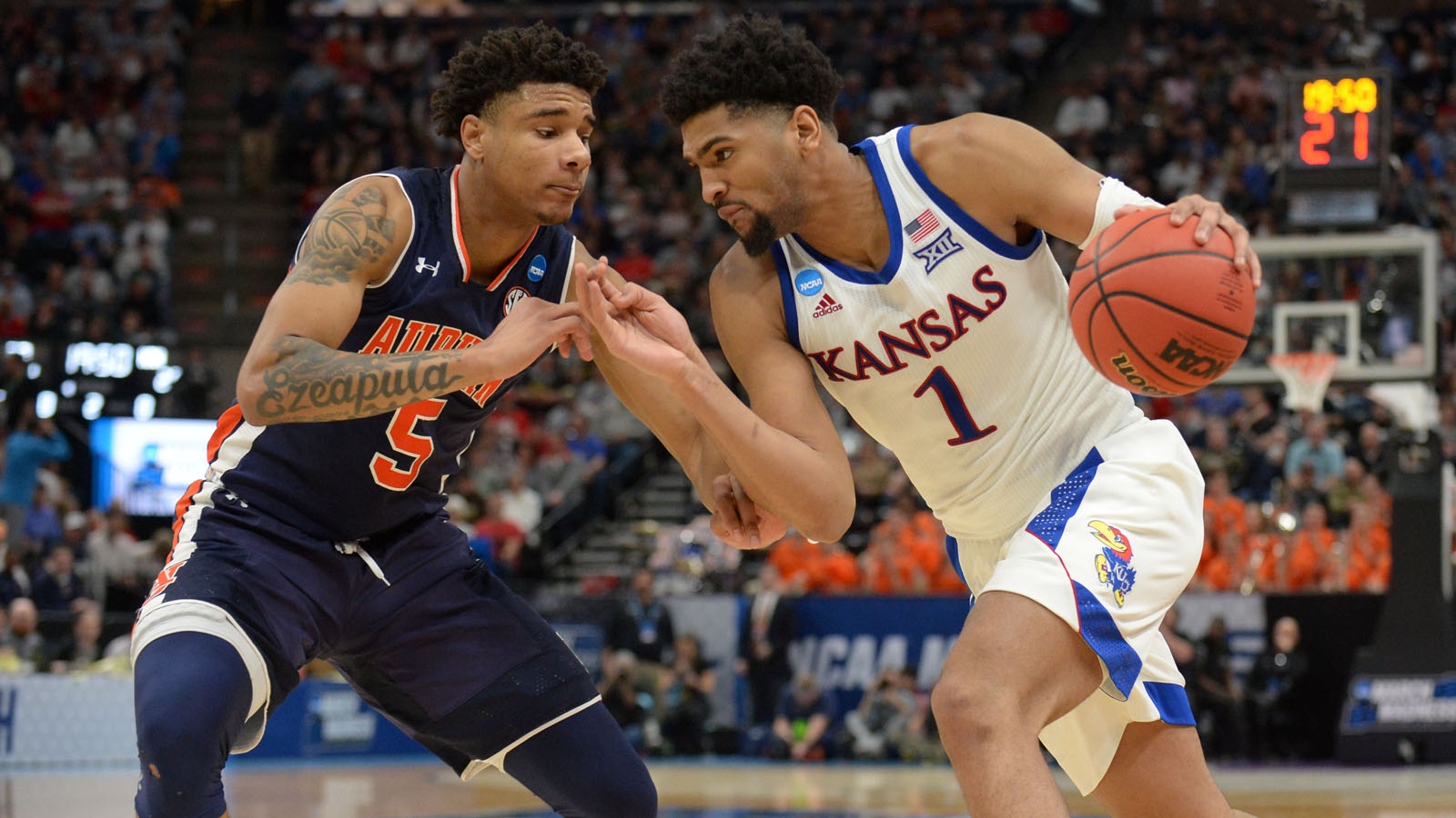 Kansas falls 89-75 to Auburn, missing Sweet 16 for first time since 2015
