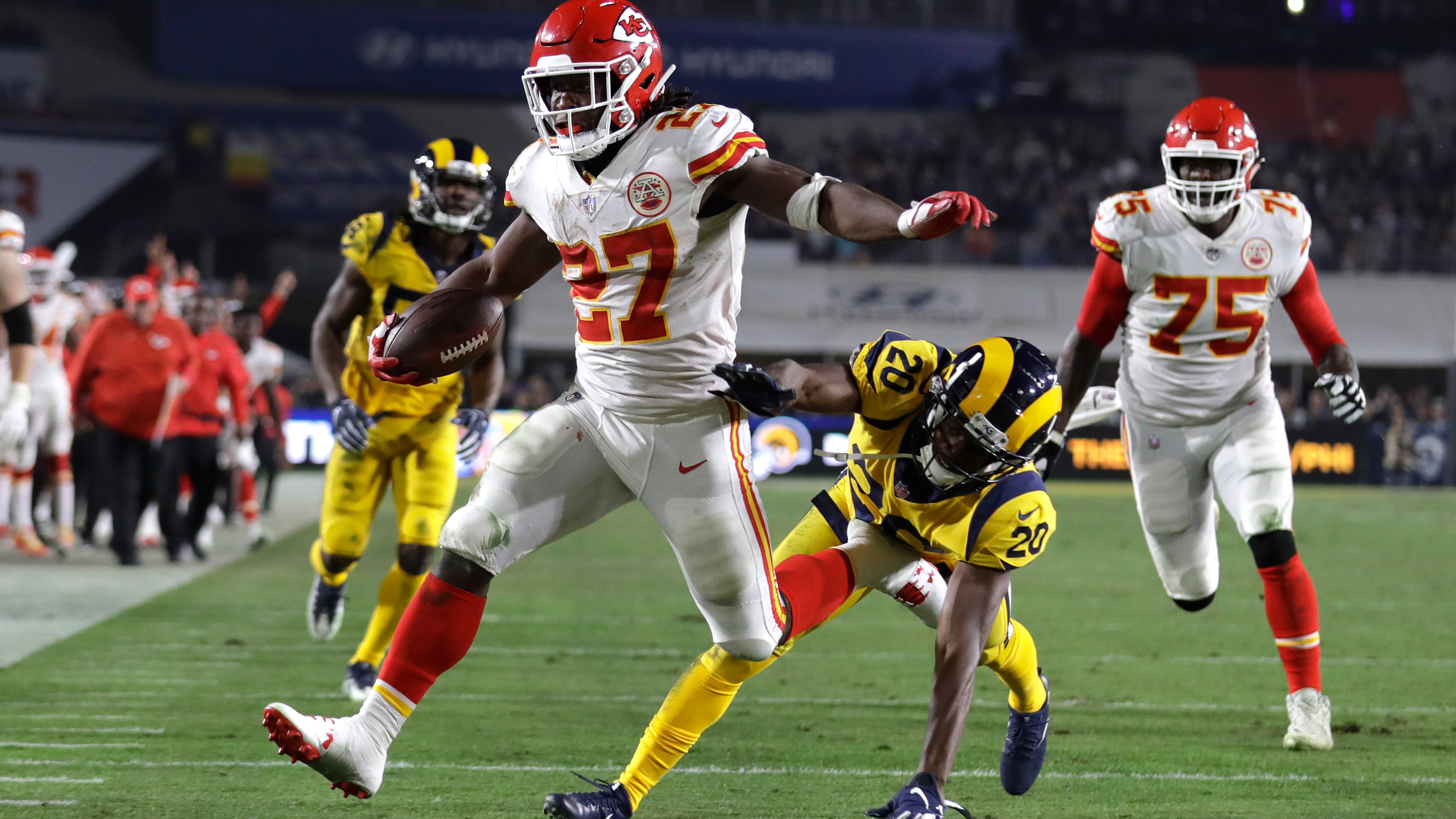 Glaring mistakes aside, Chiefs gain confidence in shootout loss to Rams