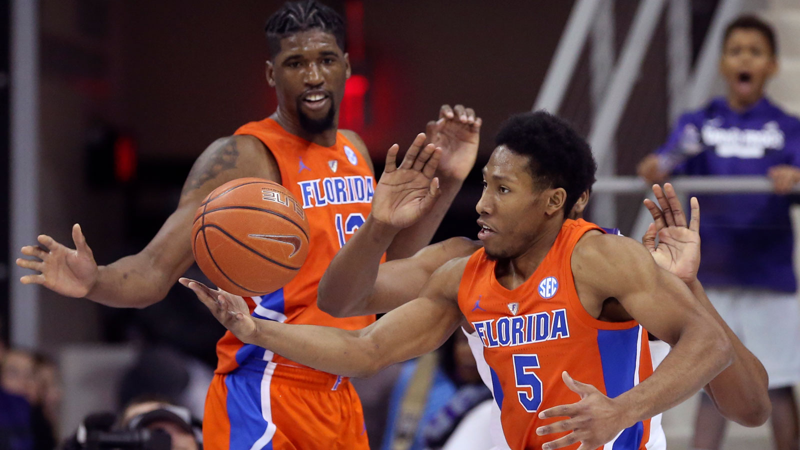 KeVaughn Allen drops 21 points, Florida upsets No. 13 LSU on road in OT