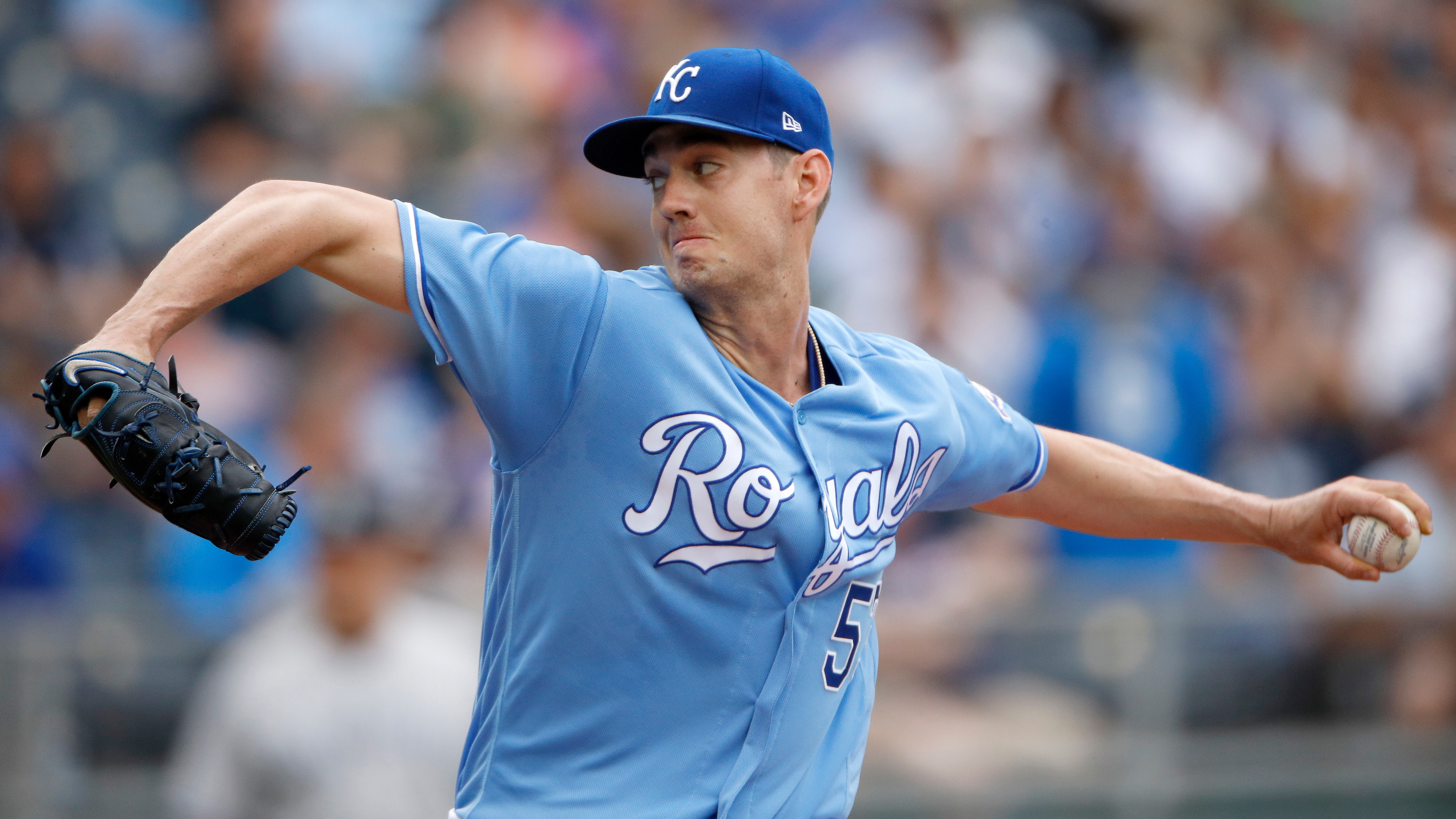 Royals end homestand with rubber-game loss to Yankees