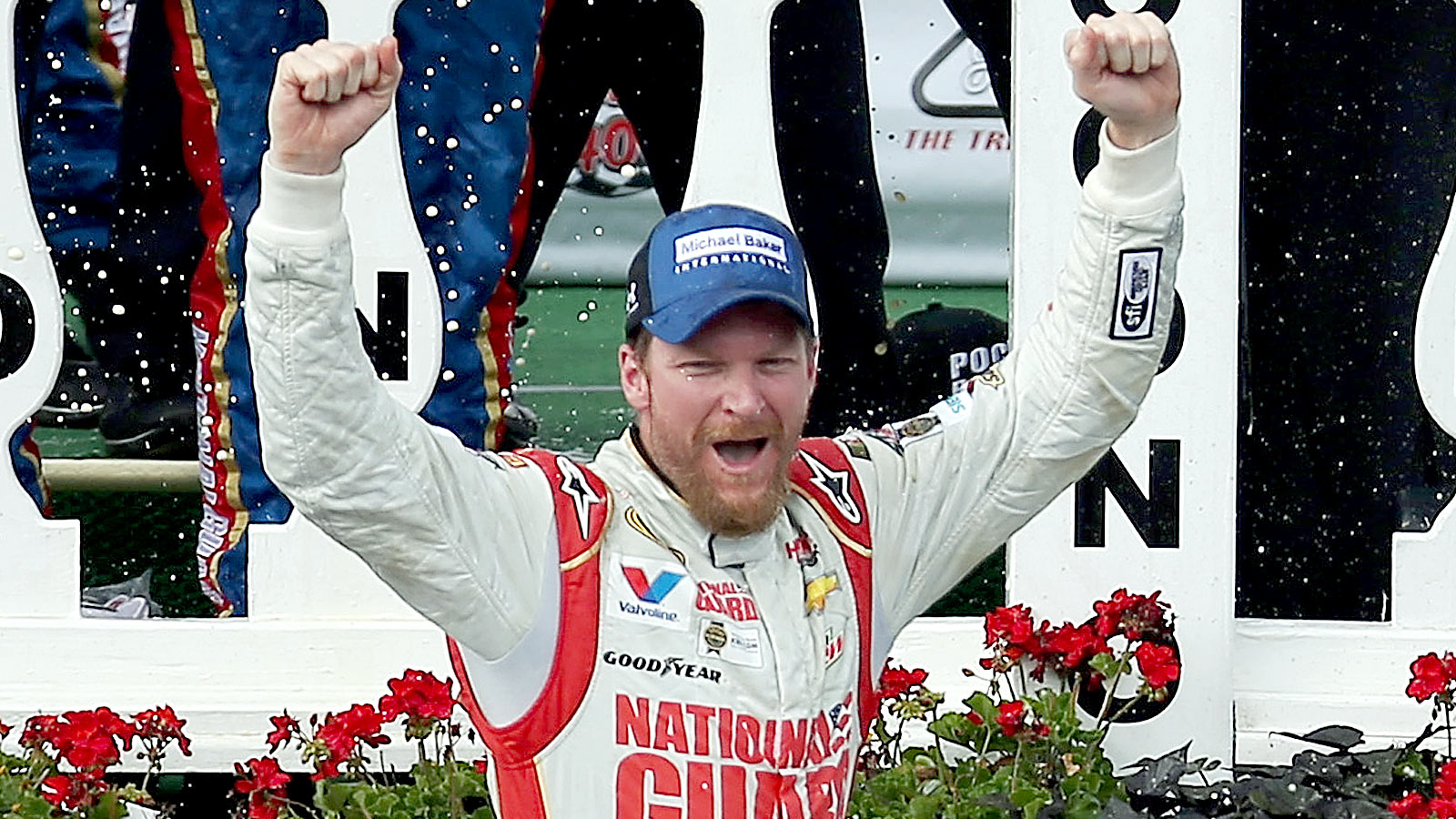 Earnhardt win completes season sweep at Pocono