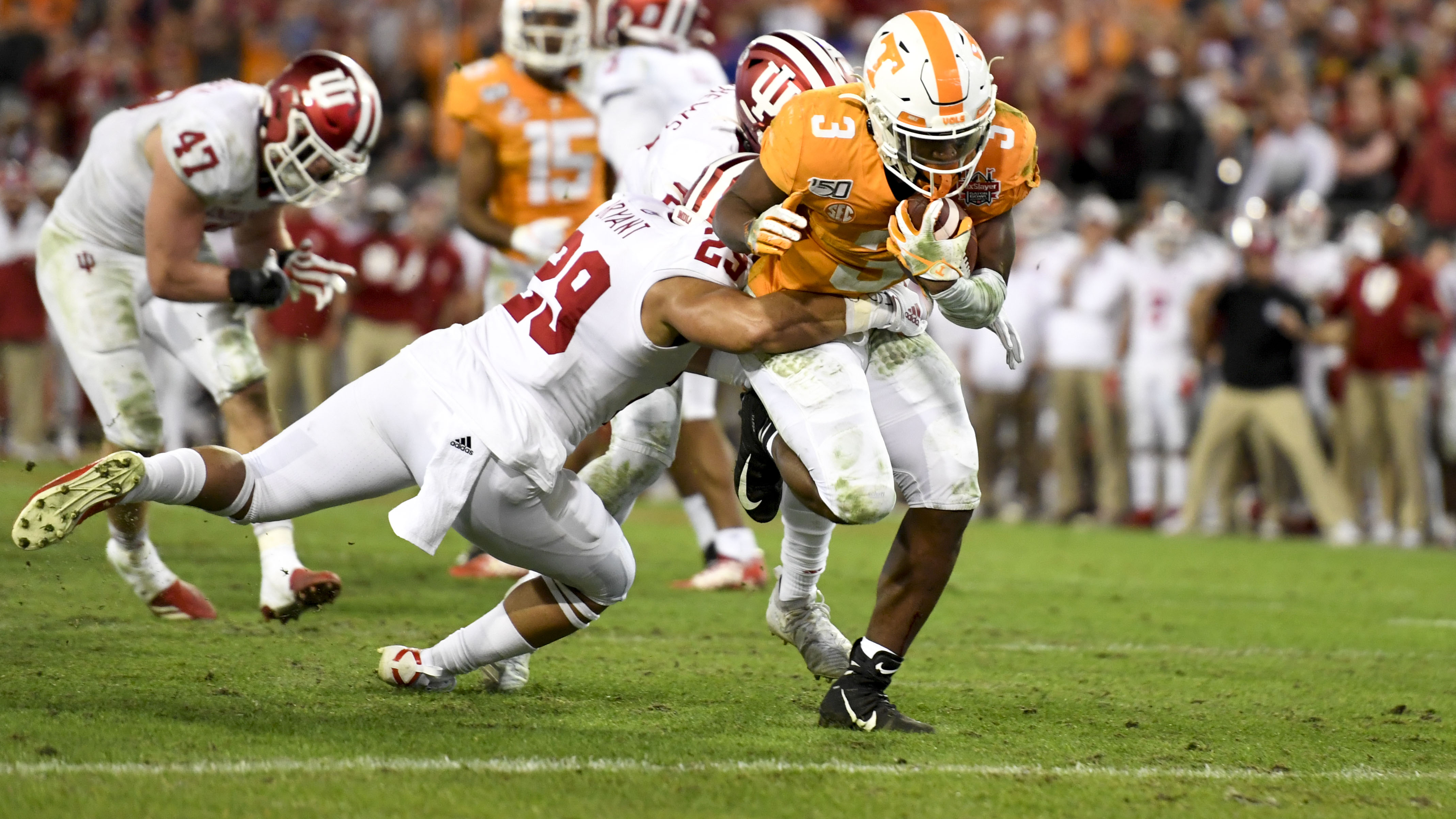 Hoosiers give up two late touchdowns, suffer 23-22 loss to Vols in Gator Bowl
