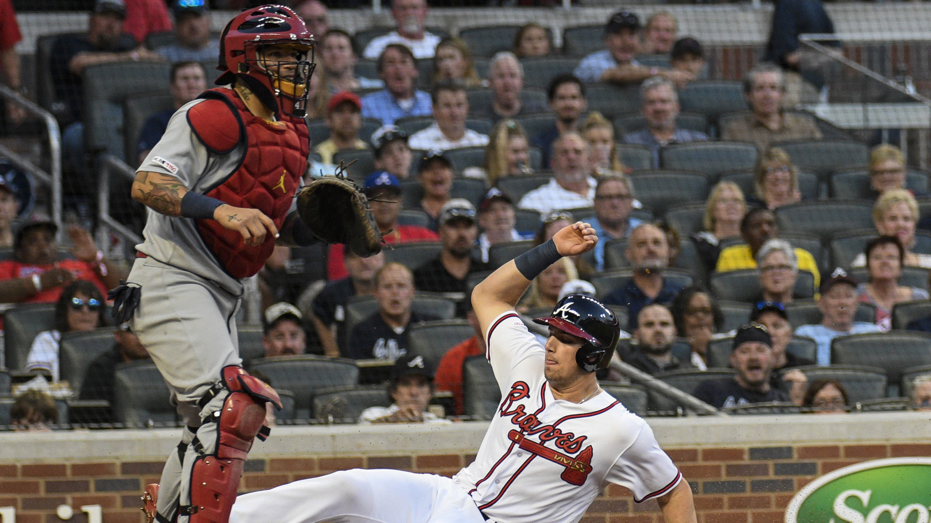 Cards can't quiet Braves' bats, can't get their own going in 10-2 loss