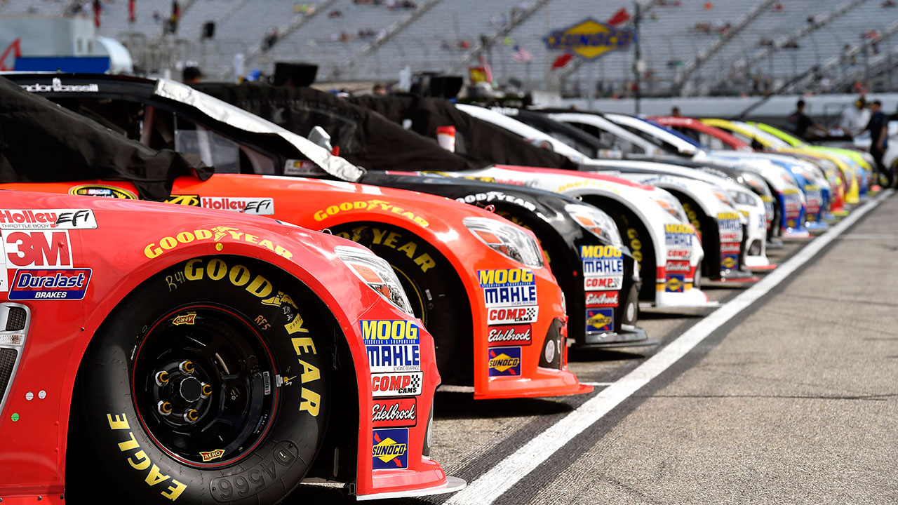 Sights & Sounds: Getting ready for Sunday's race at NHMS