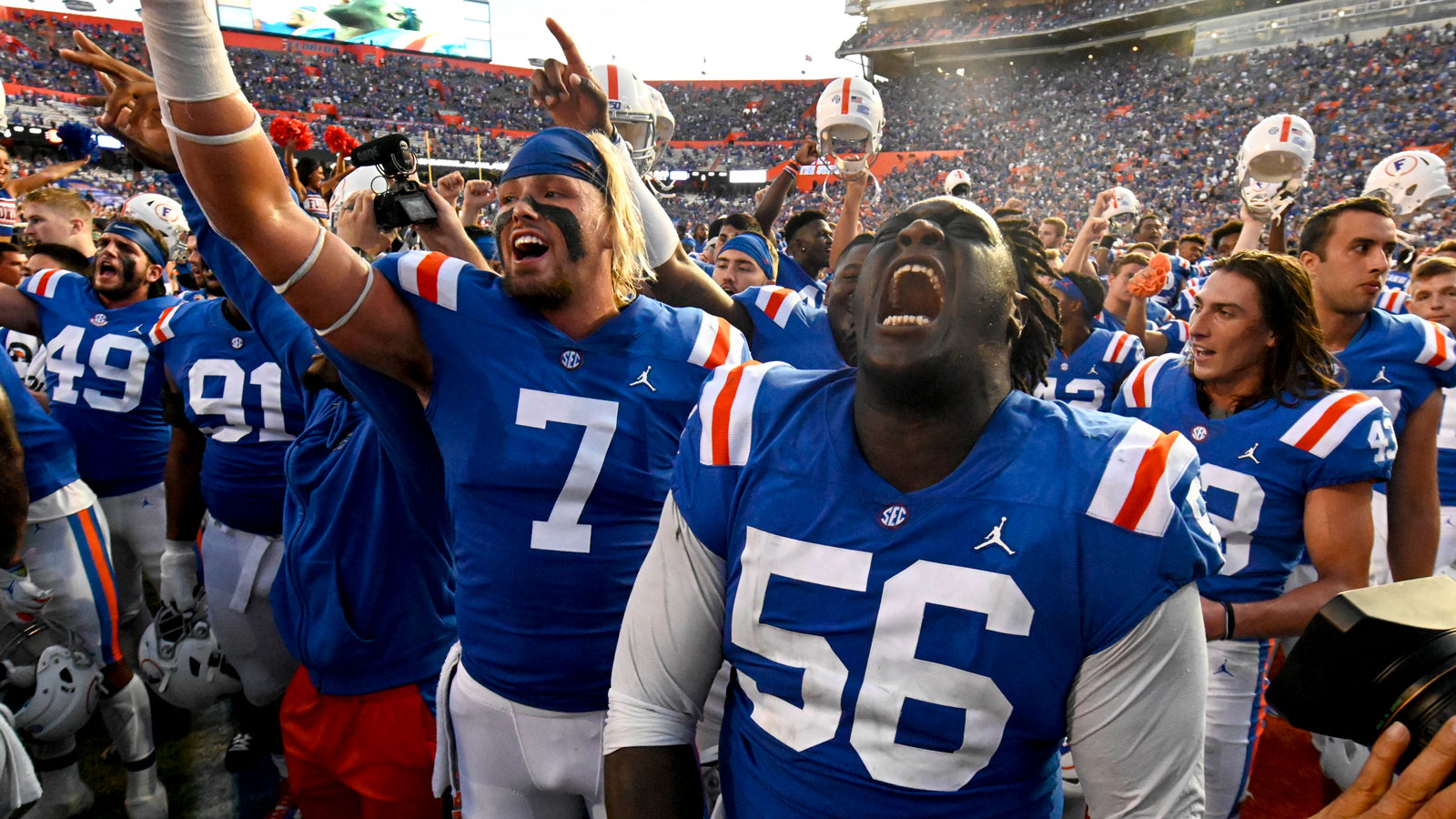 Gators surge to No. 7 in AP Top 25 college football poll