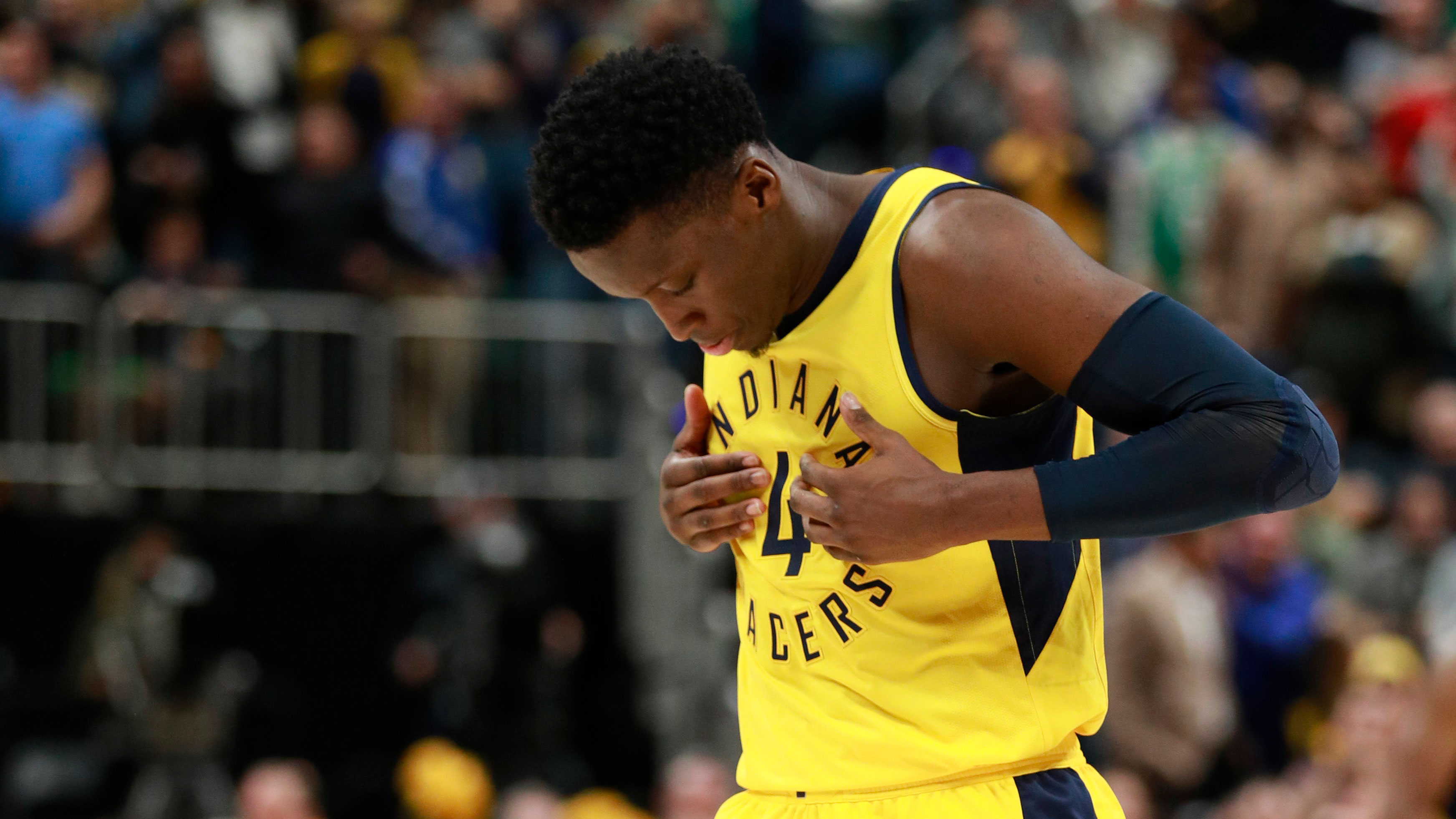 Oladipo's clutch 3-pointer propels Pacers past Celtics 102-101