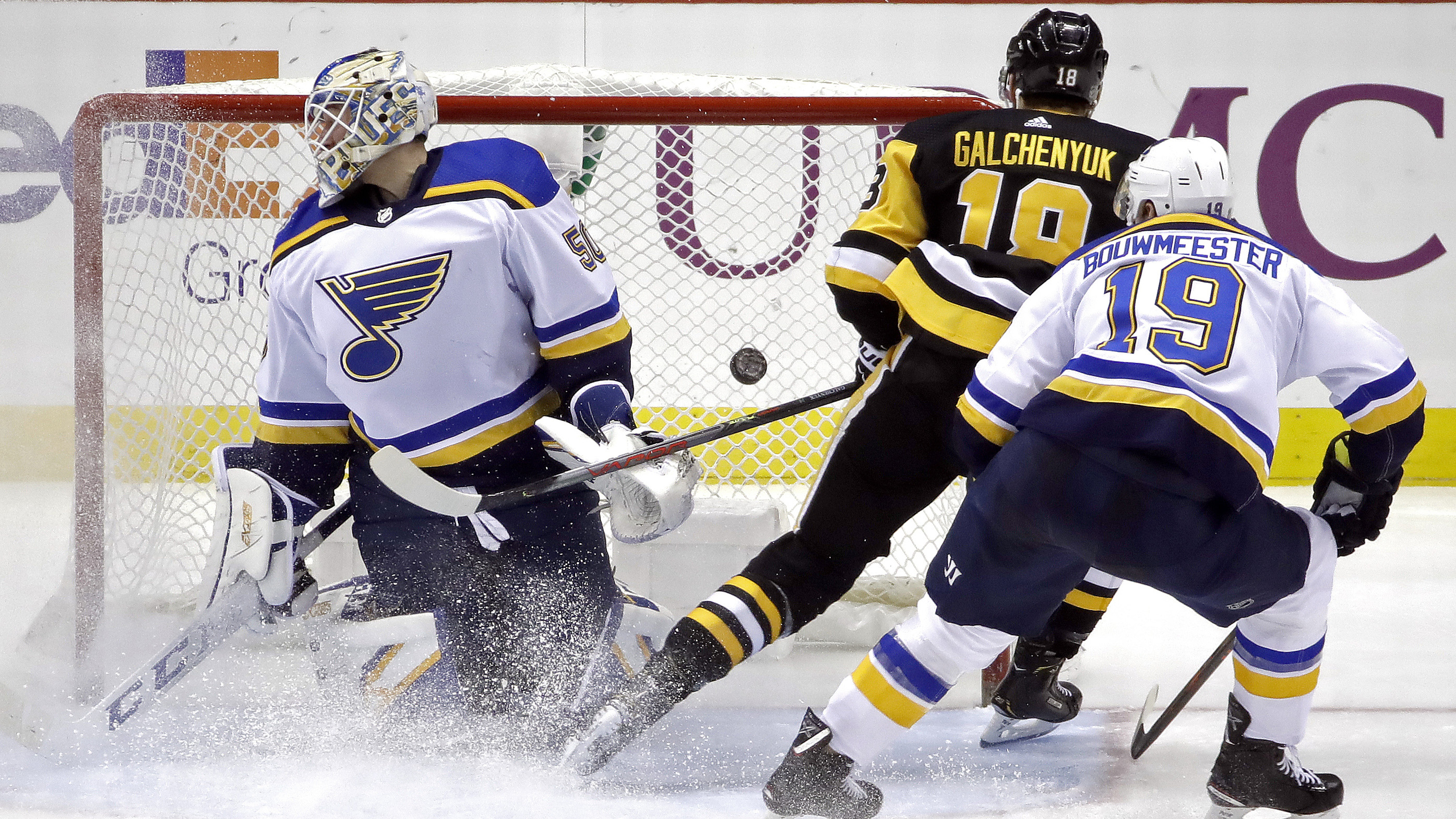 Blues suffer first regulation road loss in more than a month, 3-0 to Penguins