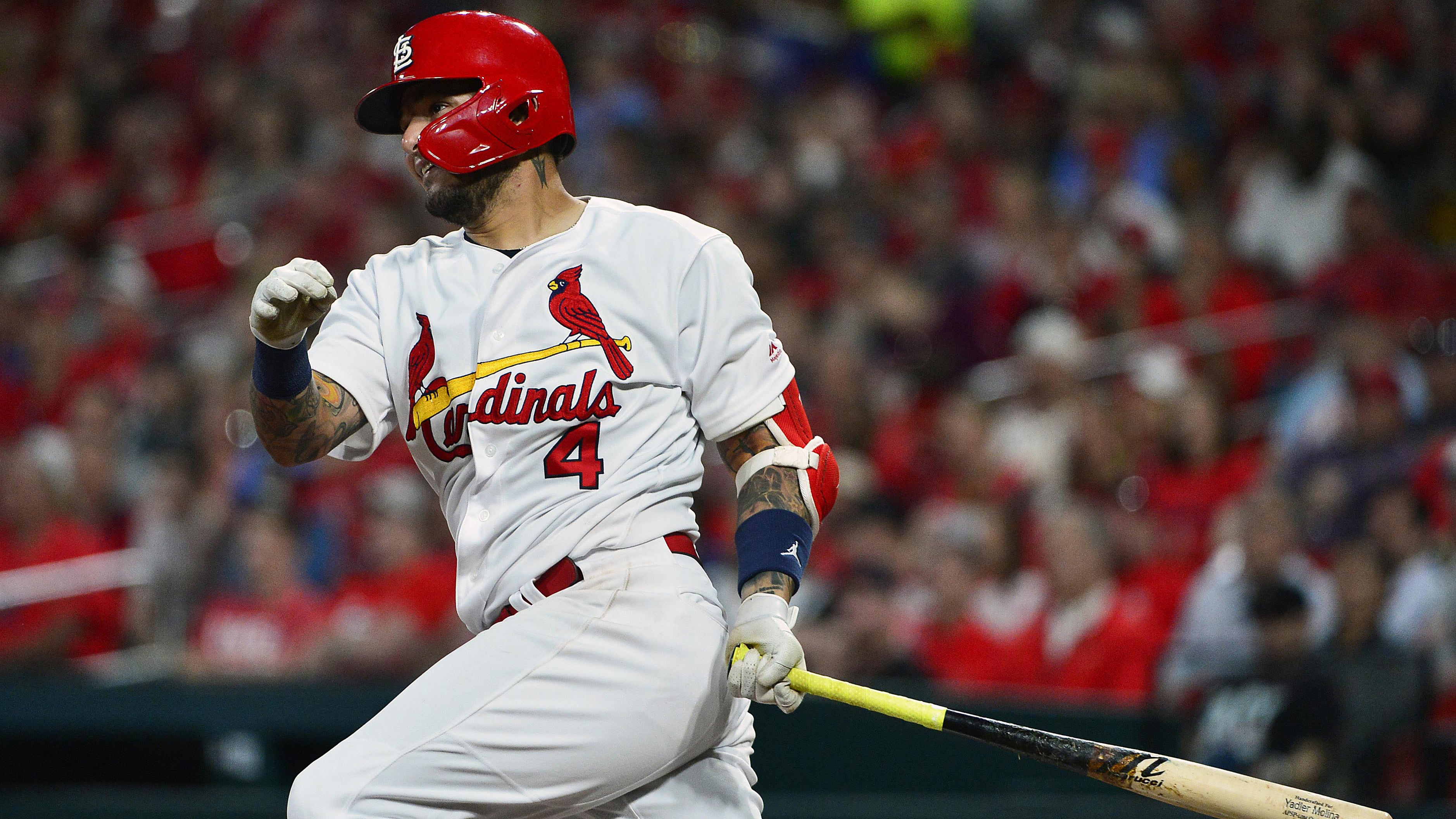 Yadi drives in three as Cardinals shutout Dodgers 4-0