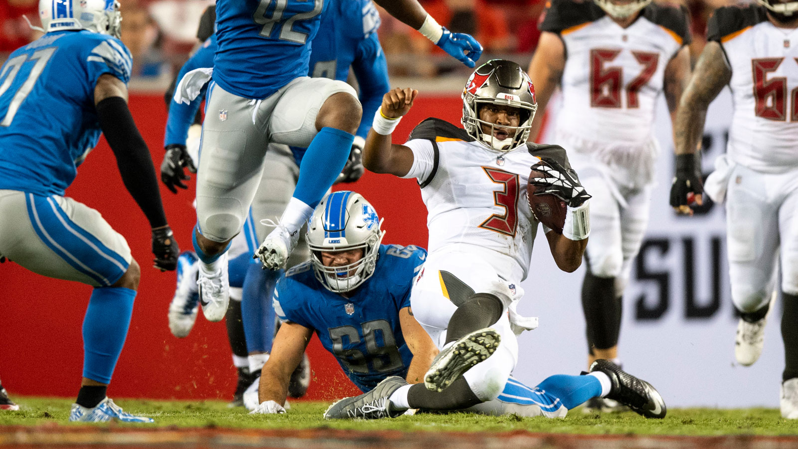 NFL Preseason: Adam Humphries records 109-yard touchdown, Lions slip past Bucs late to win 33-30