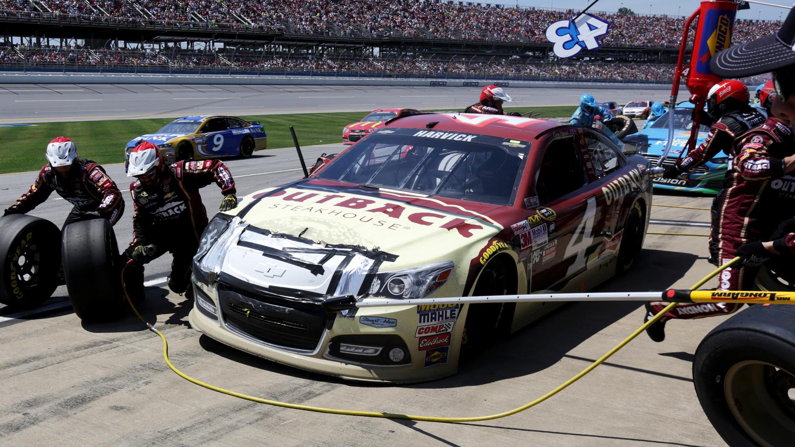 Kevin Harvick credits his pit crew for saving his day at 'Dega