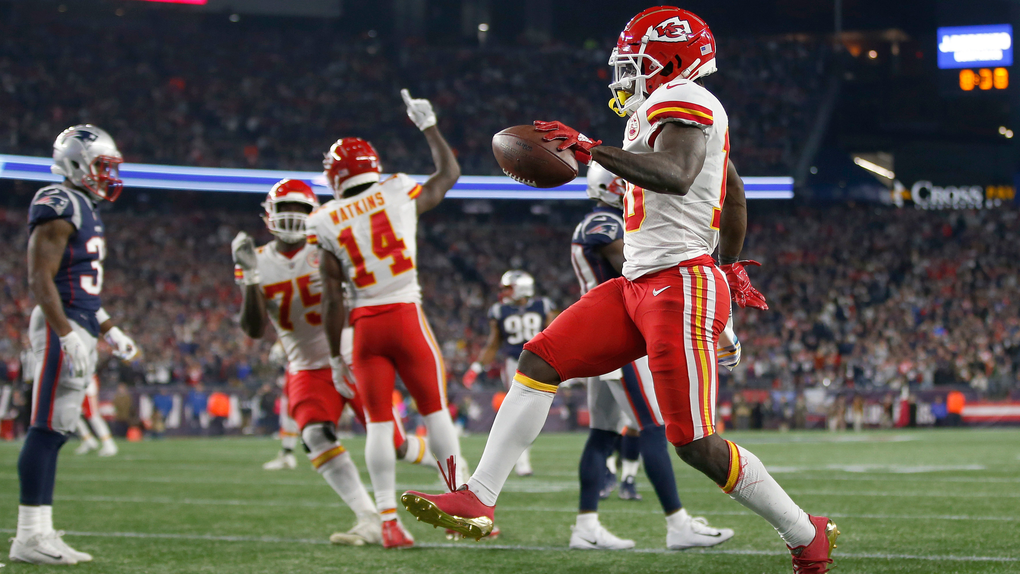 Second-half near comeback at New England gives Chiefs confidence