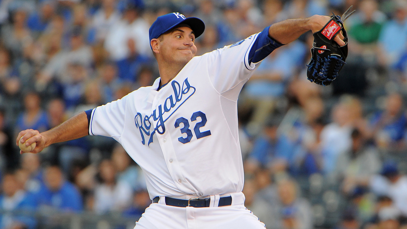 MLB hires former Royals P Chris Young for executive role