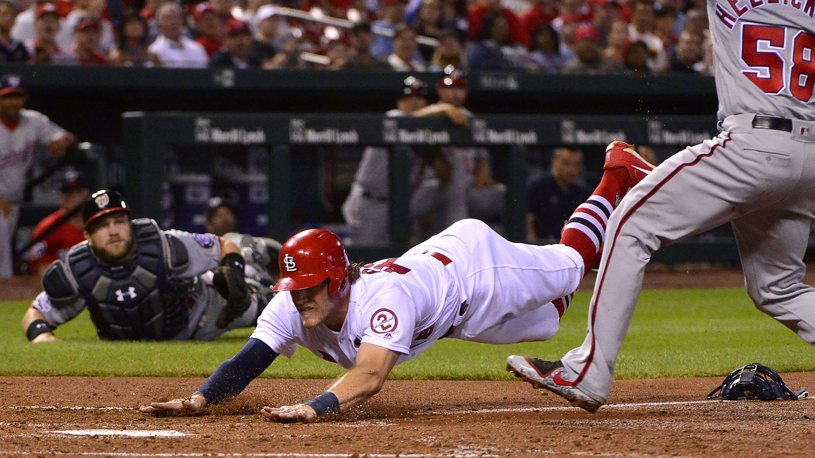 Cardinals win eighth straight, 4-2 over Nationals