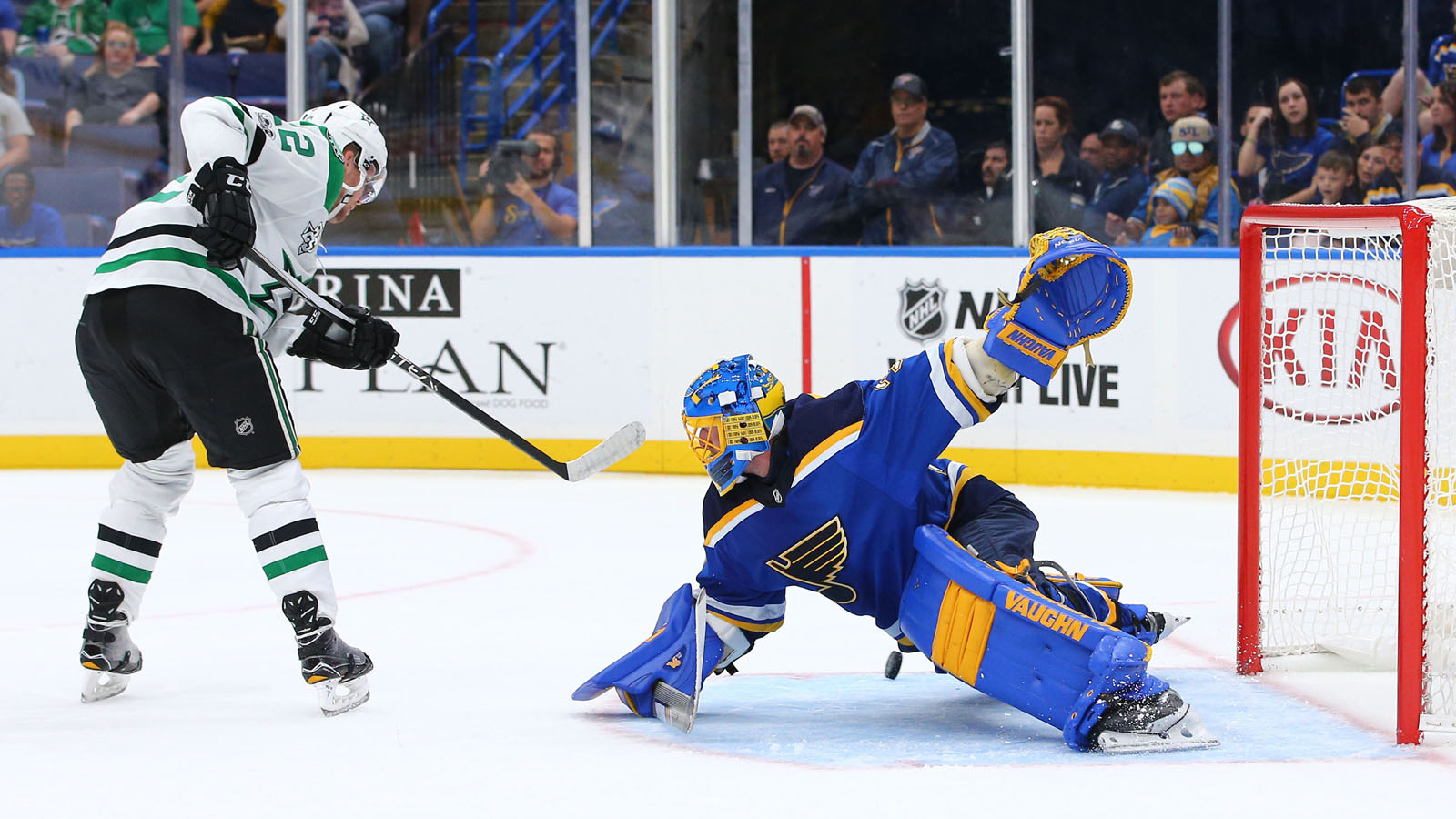Blues shut out 4-0 in preseason matchup with Stars