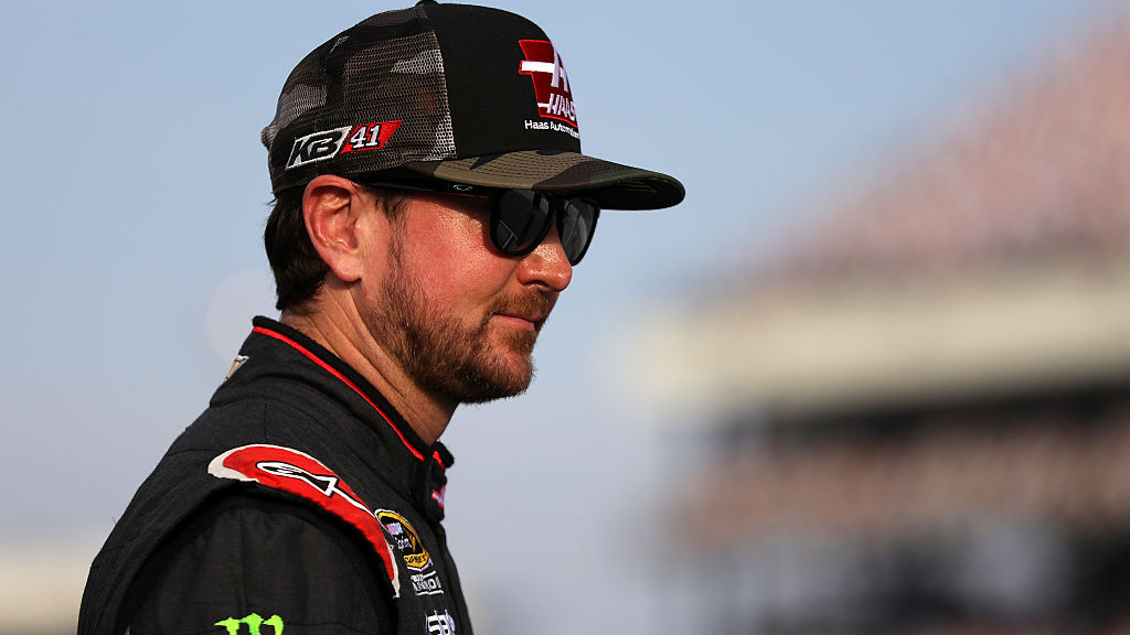 Kurt Busch doesn't mind the NHRA straightaways