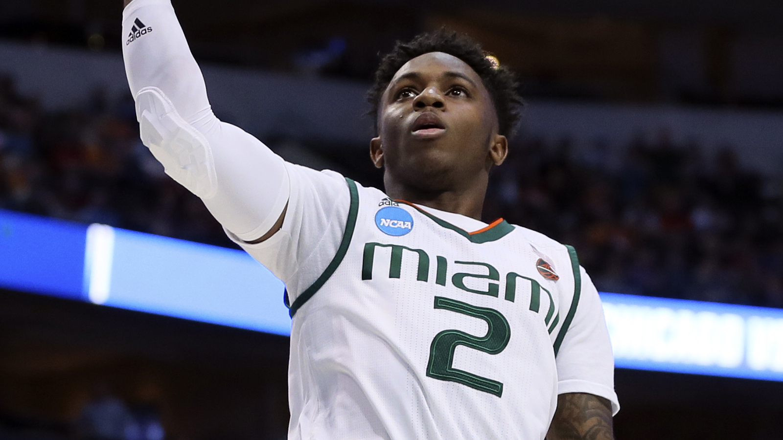 Lykes scores 15 helps lead Miami past Florida Atlantic 74-60