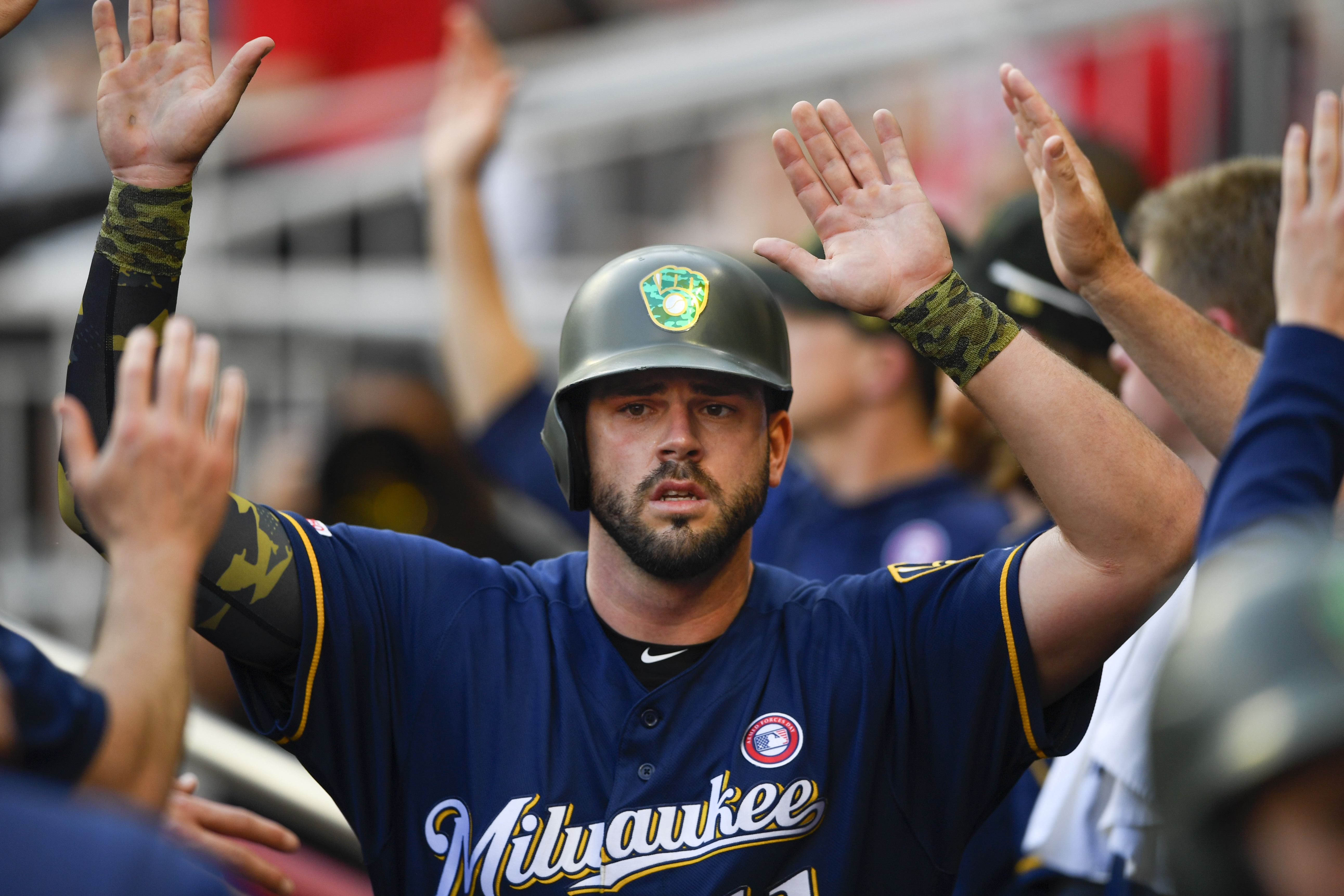 Freeman’s HR lifts Braves to 4-3 win over Brewers in 10th