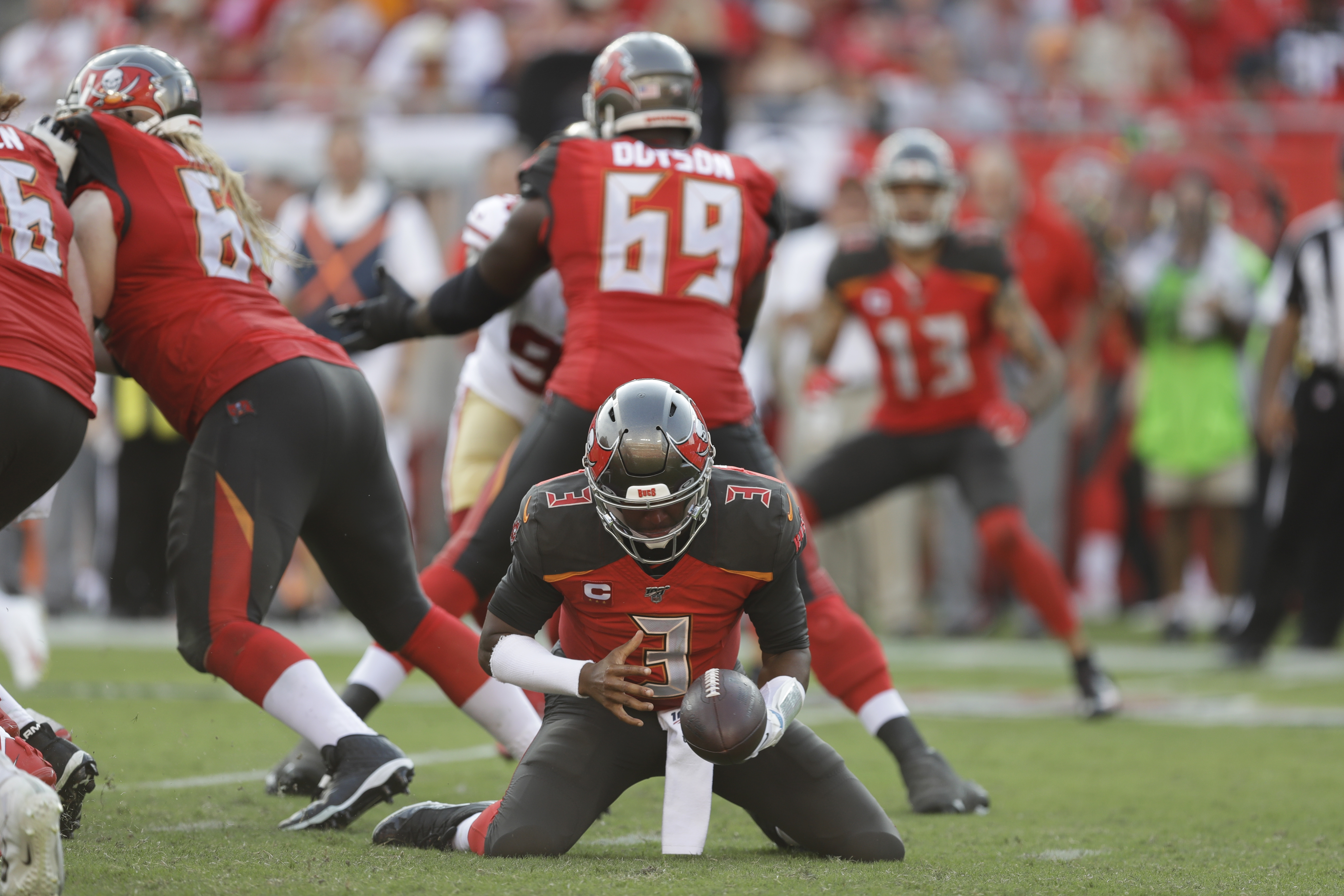 Buccaneers running game finally showing signs of life