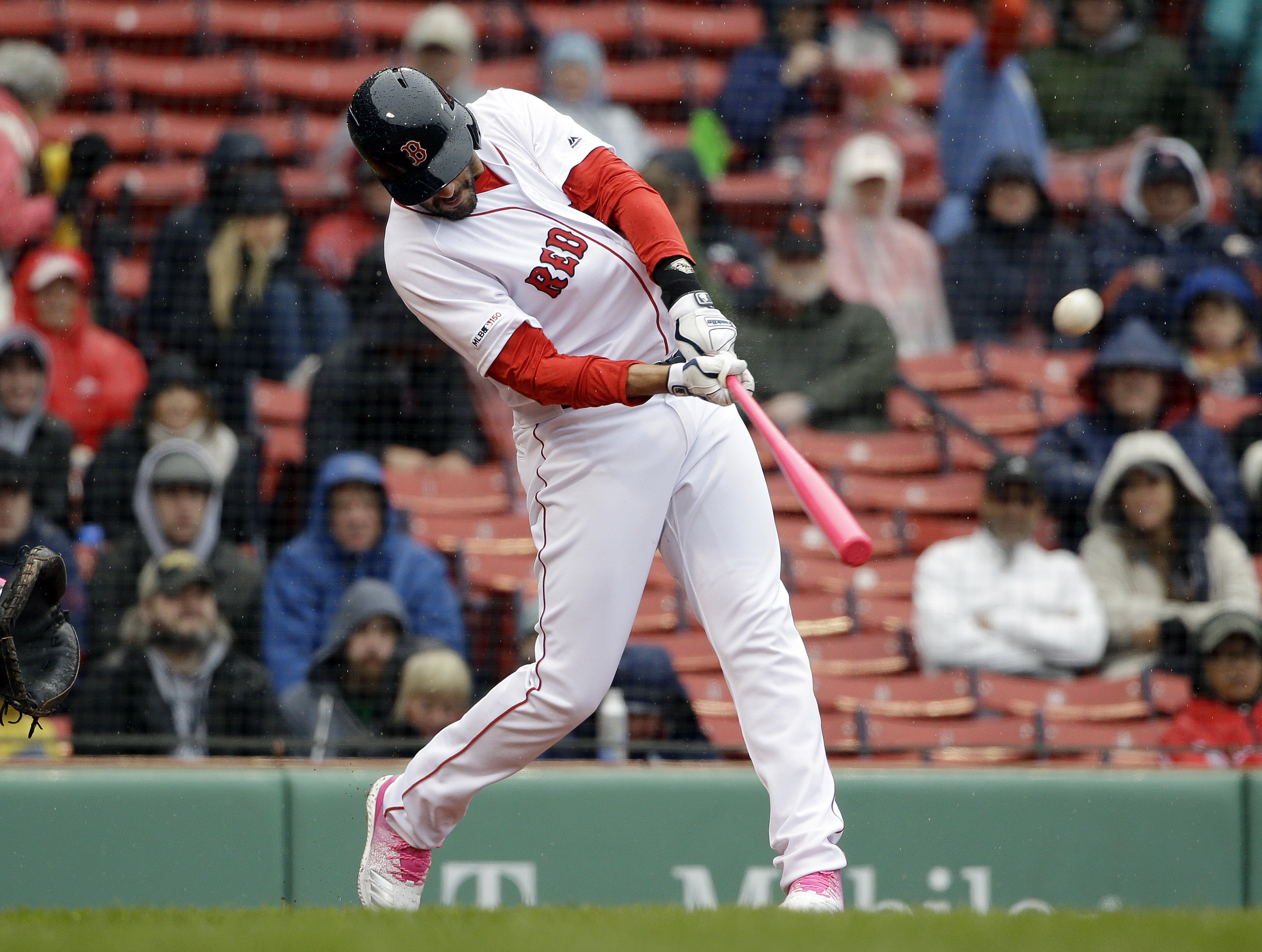 Martinez 2 HRs, Chavis 5 RBIs as Red Sox pound M’s 11-2